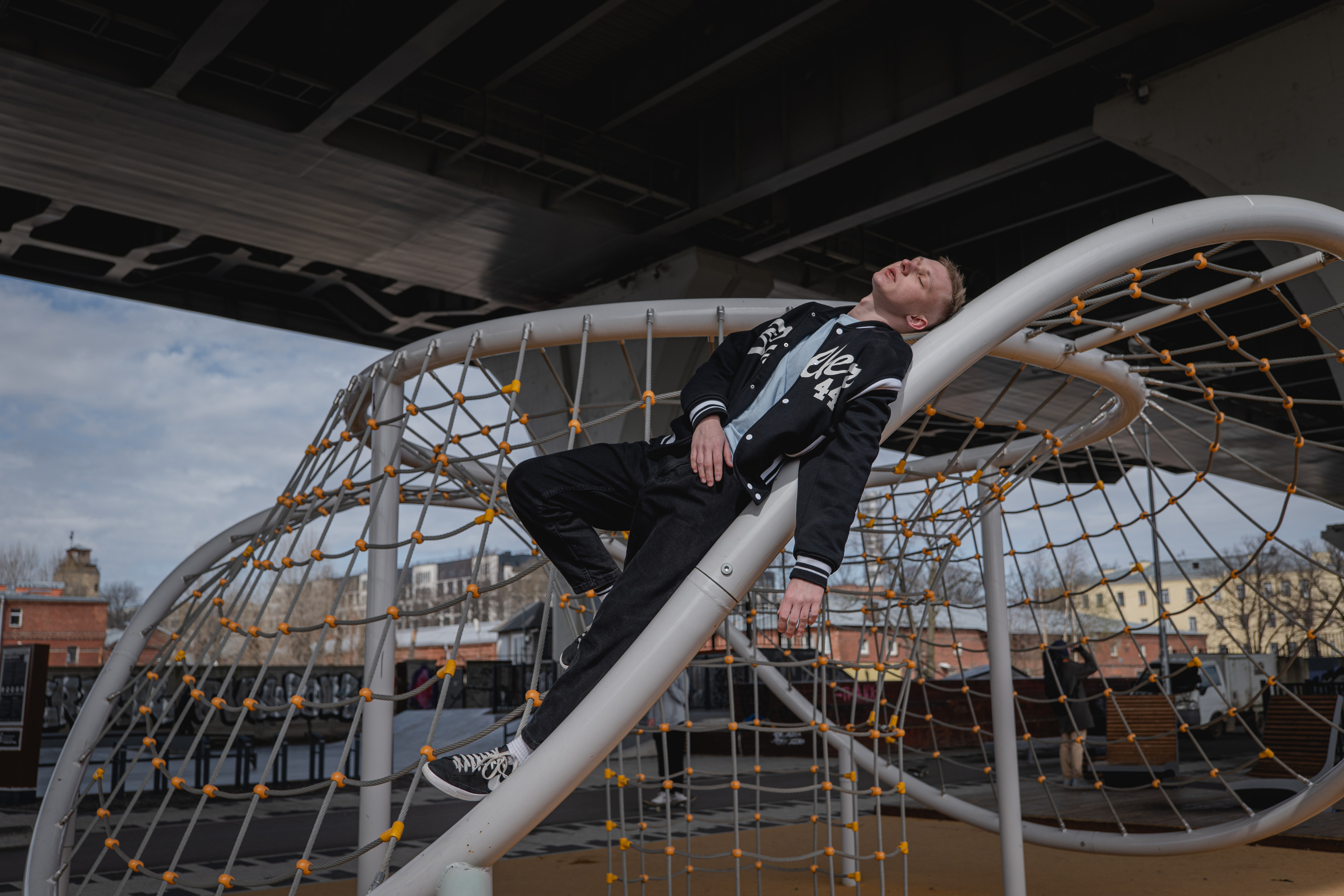 Богдан — Мост Бетанкура. Фотосессия в Спб в студии, фотограф Панютина Марина