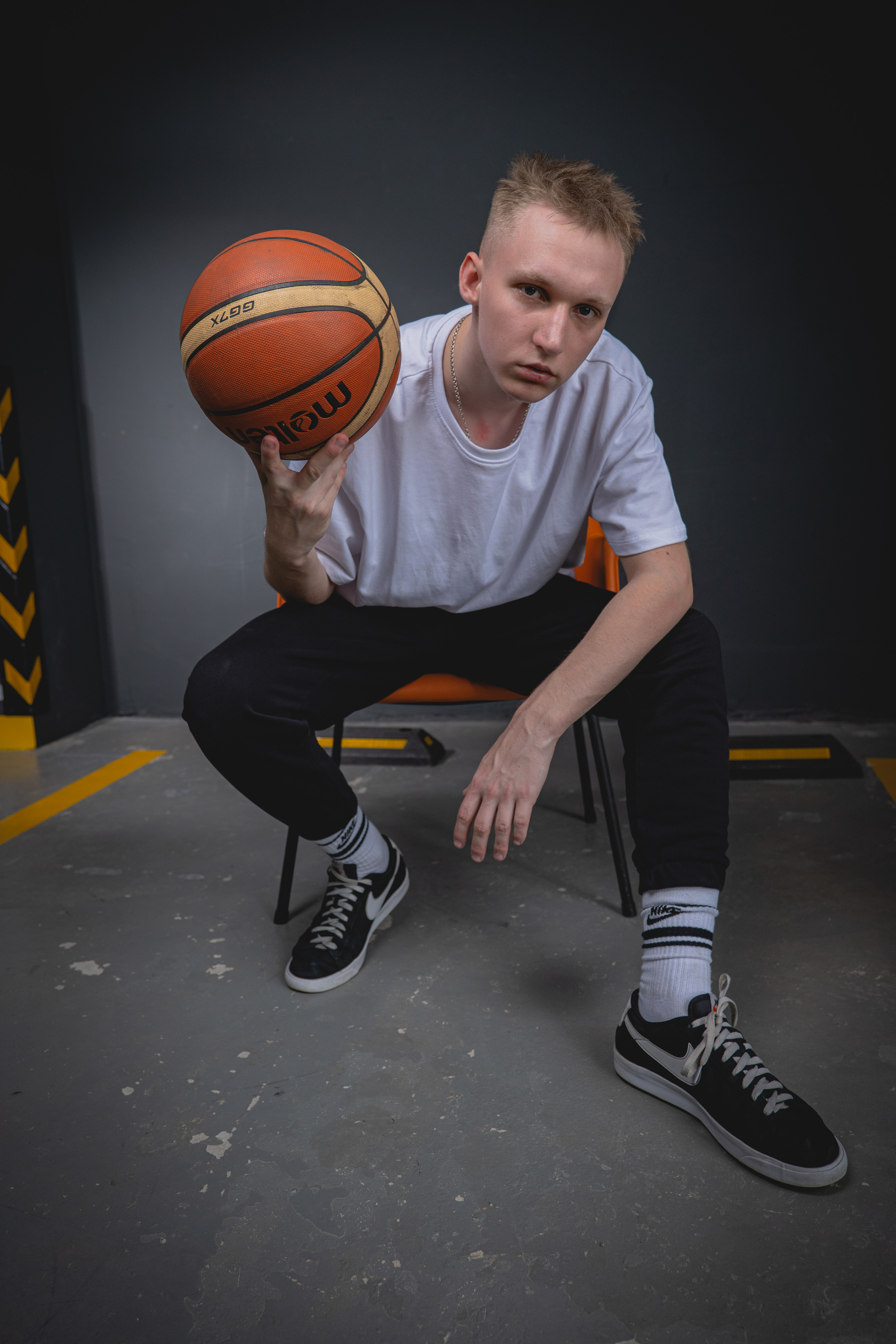 Богдан. Контент для ведения социальных сетей. Фотосессия в Спб в студии, фотограф Панютина Марина