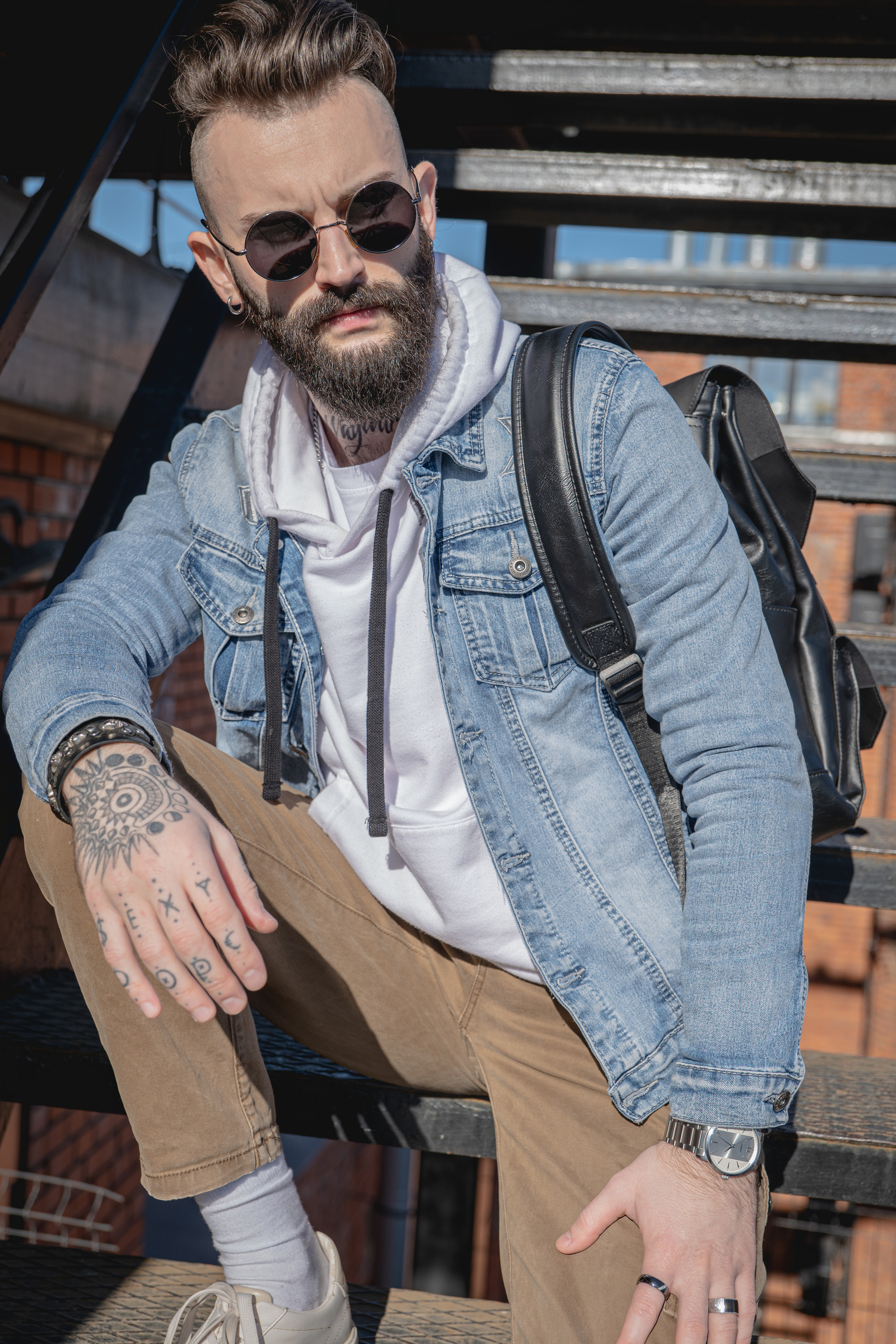 Кирилл, пространство Бергольтц. Фотосессия в Спб в студии, фотограф Панютина Марина