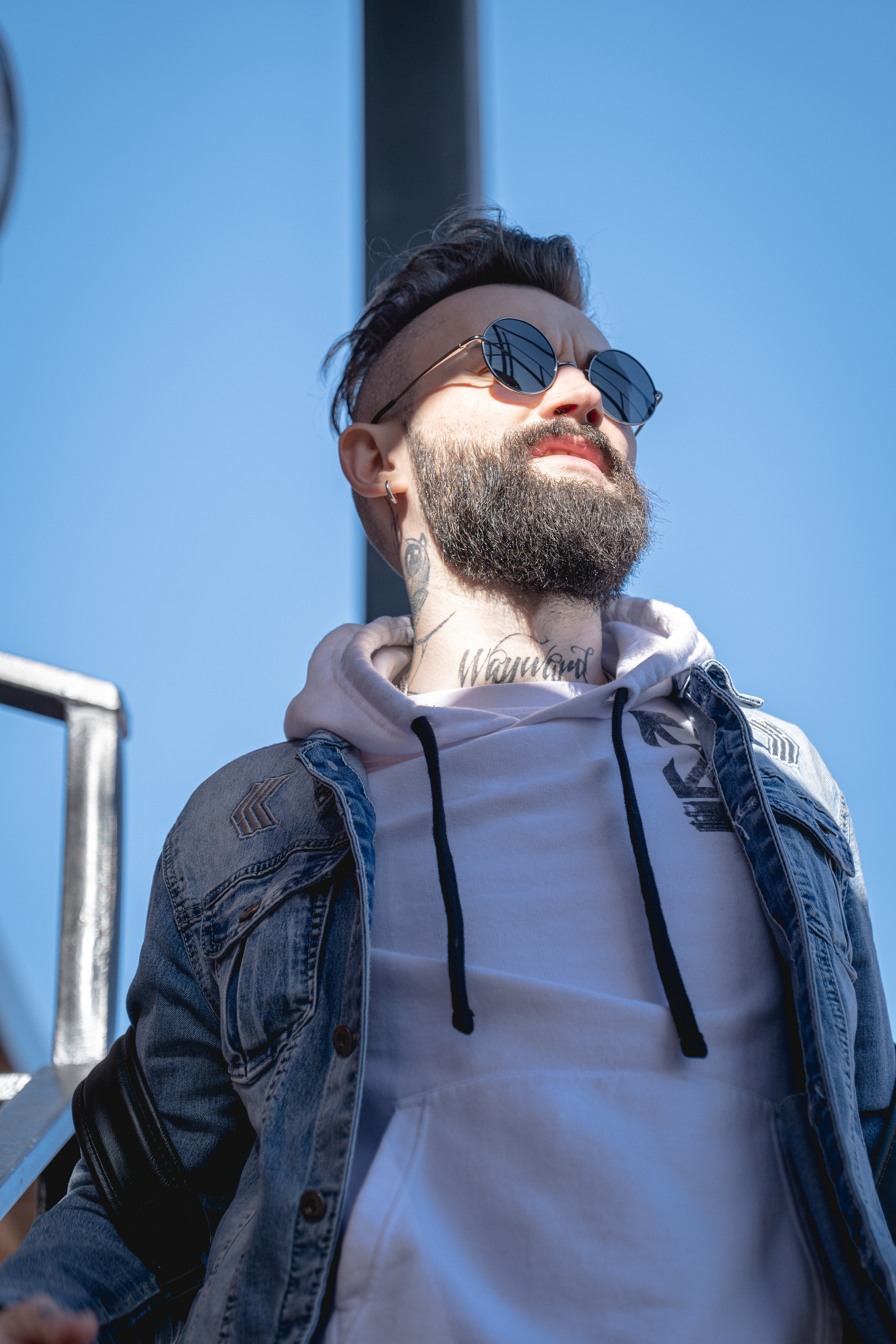 Кирилл, пространство Бергольтц. Фотосессия в Спб в студии, фотограф Панютина Марина