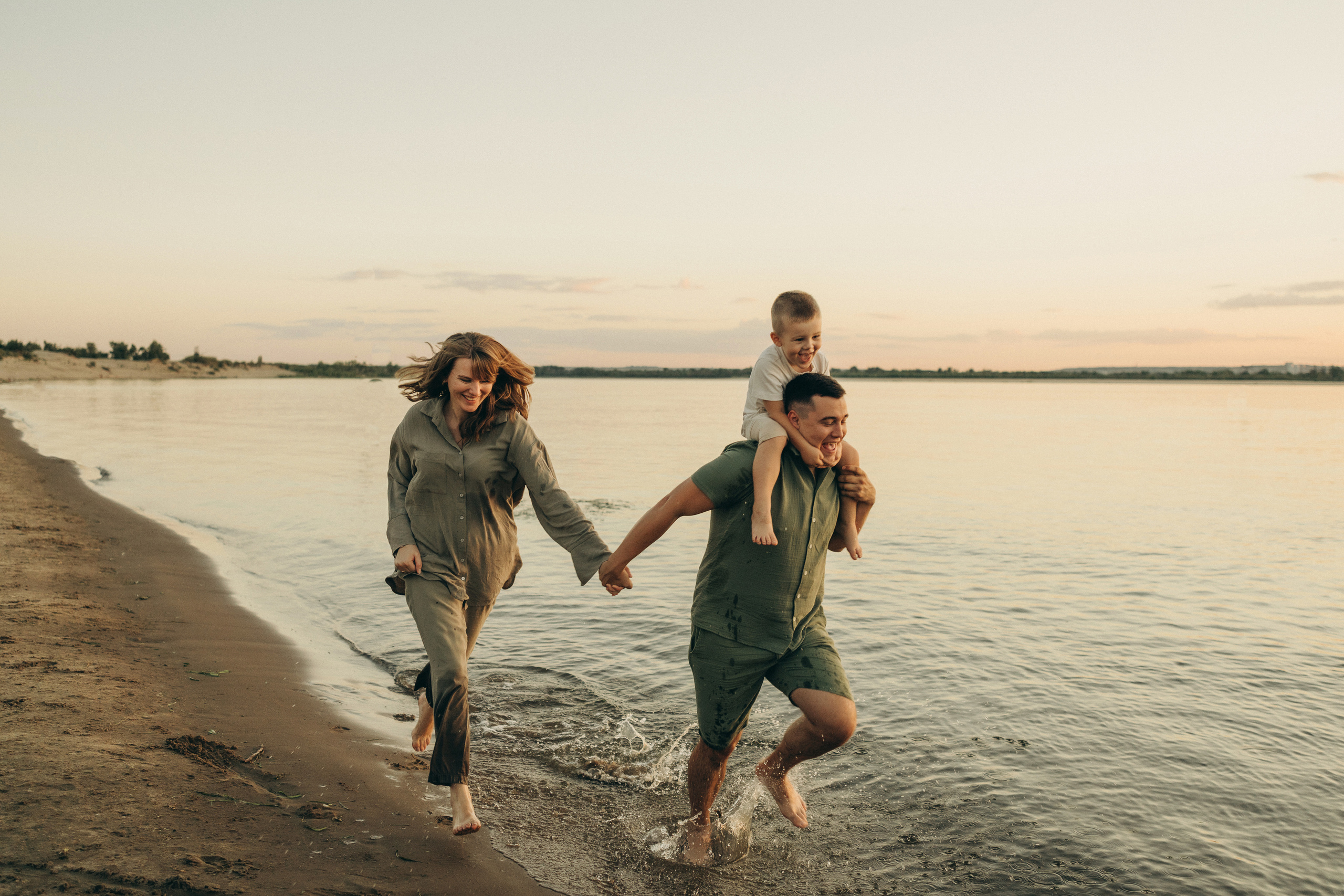 Настя, Миша и Лёша. Семейный фотограф и детский фотограф в Волгограде Алеся Бутакова — дет