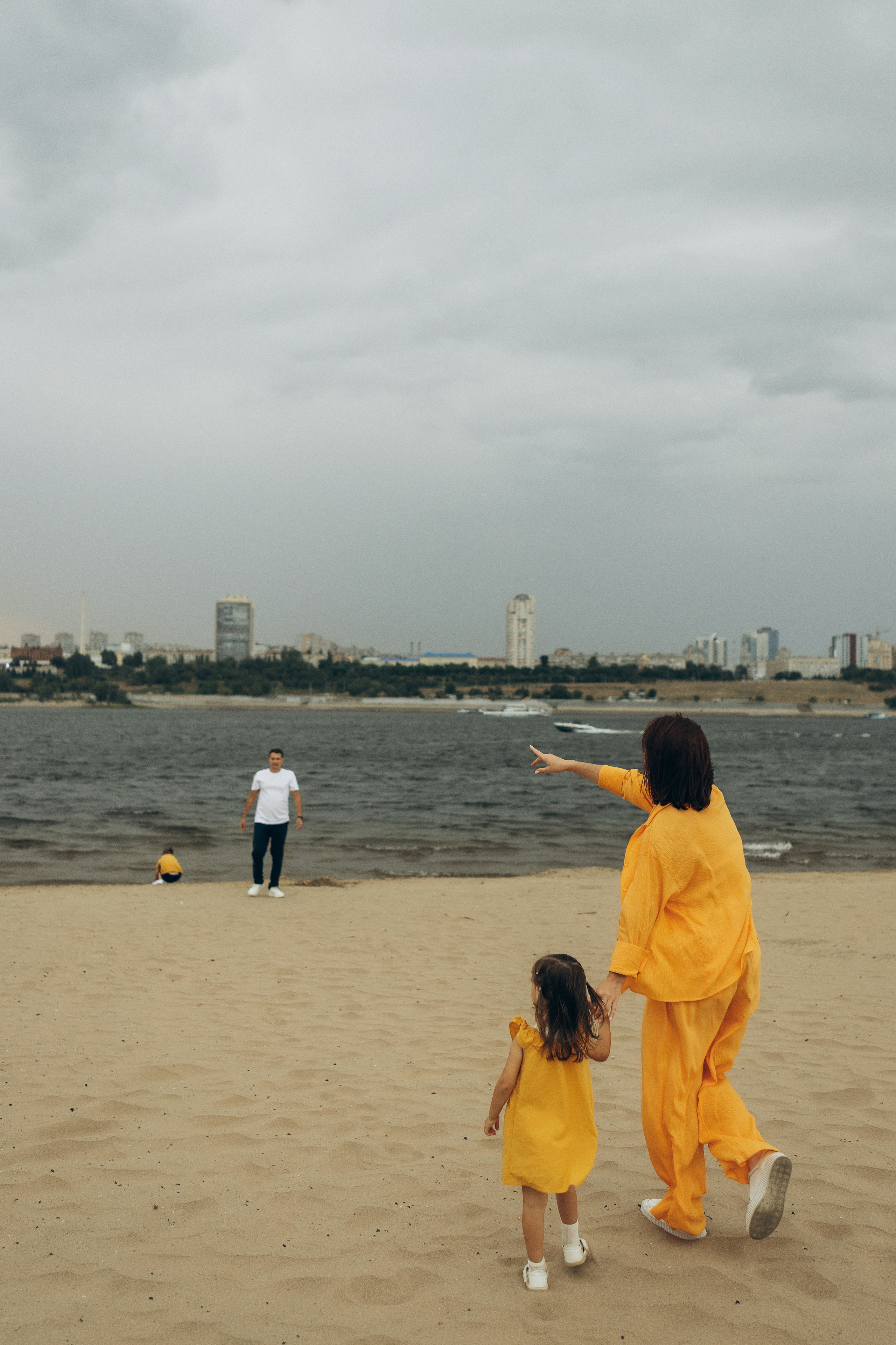 Наталья, Денис, Мирон и Алёна. Семейный фотограф и детский фотограф в Волгограде Алеся Бутакова — дет