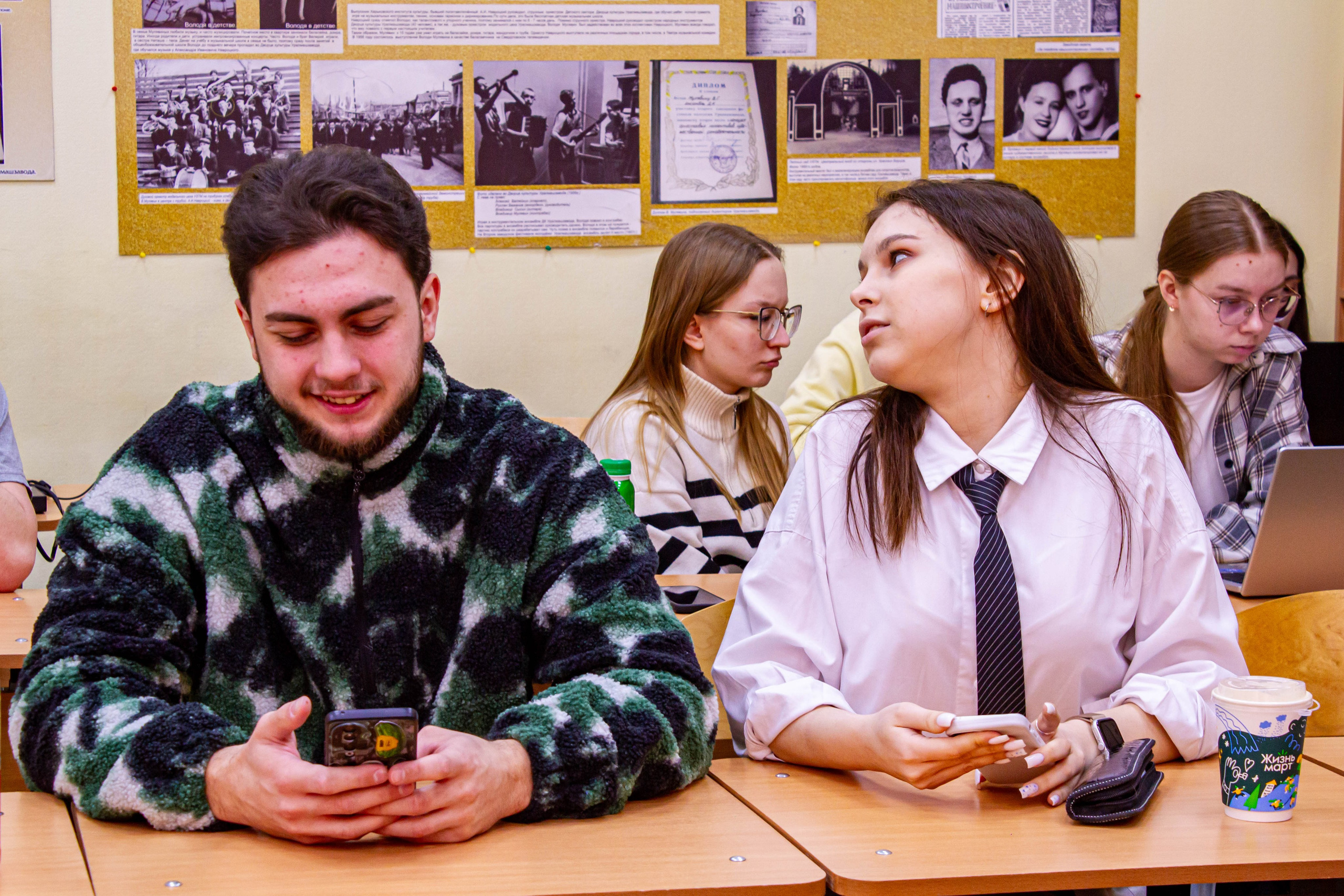 Маркетенговая мастерская в Екатеринбургской академии современного искусства 2025