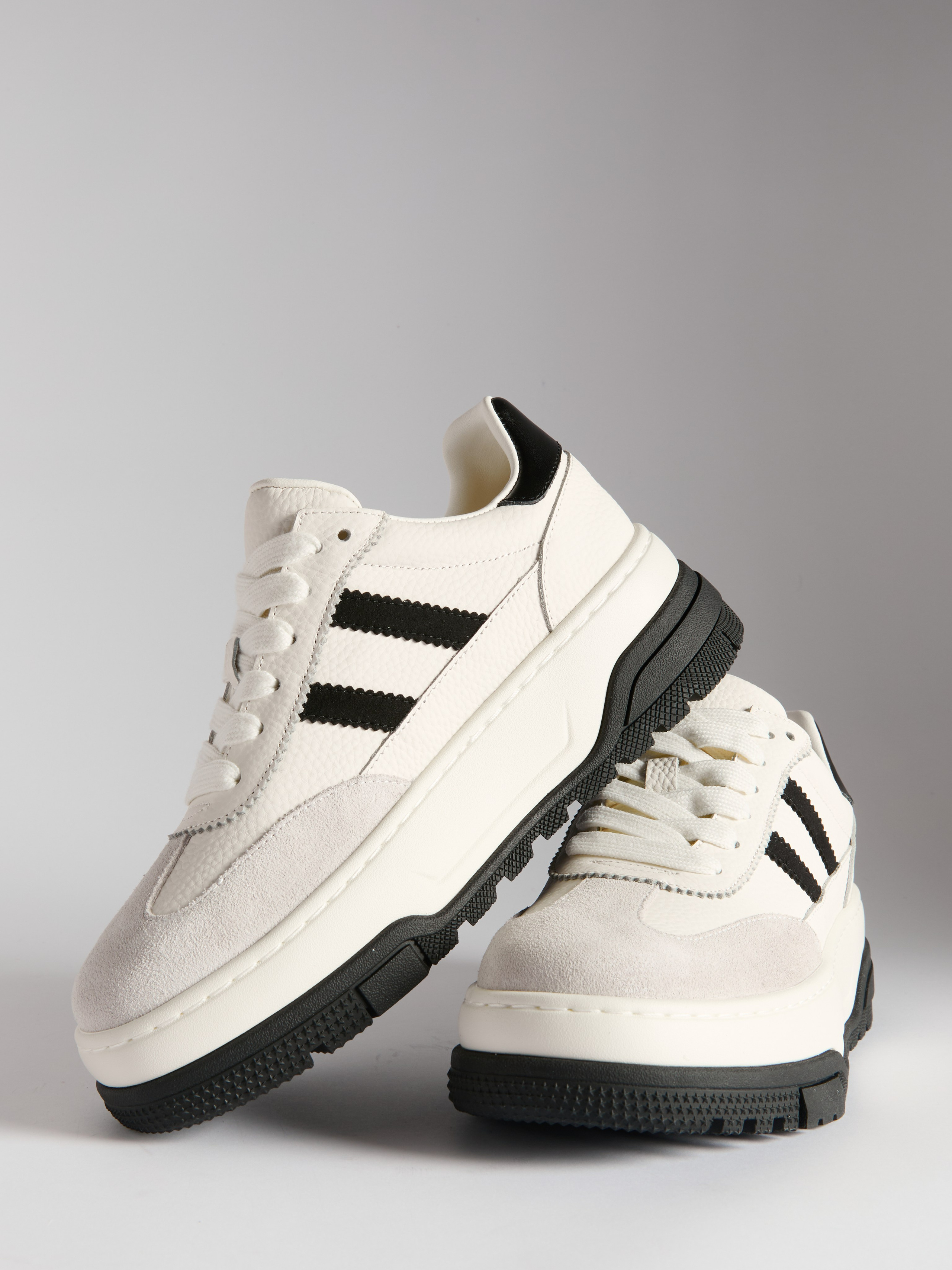 Предметный фотограф в Москве Евгений Шубин