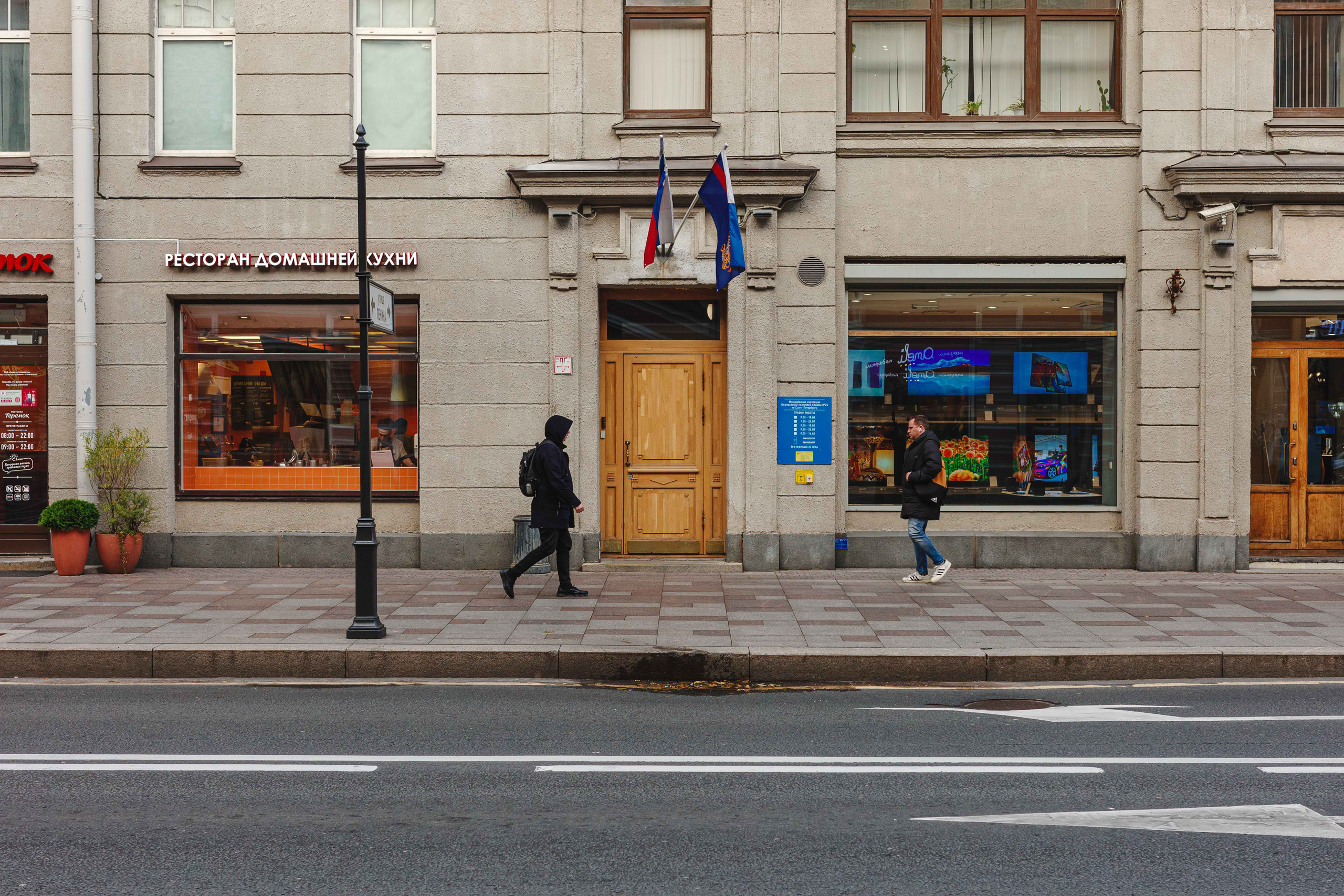 2023.10 — Тест Ricoh GRIIIx. Фотограф Алексей Алексеев