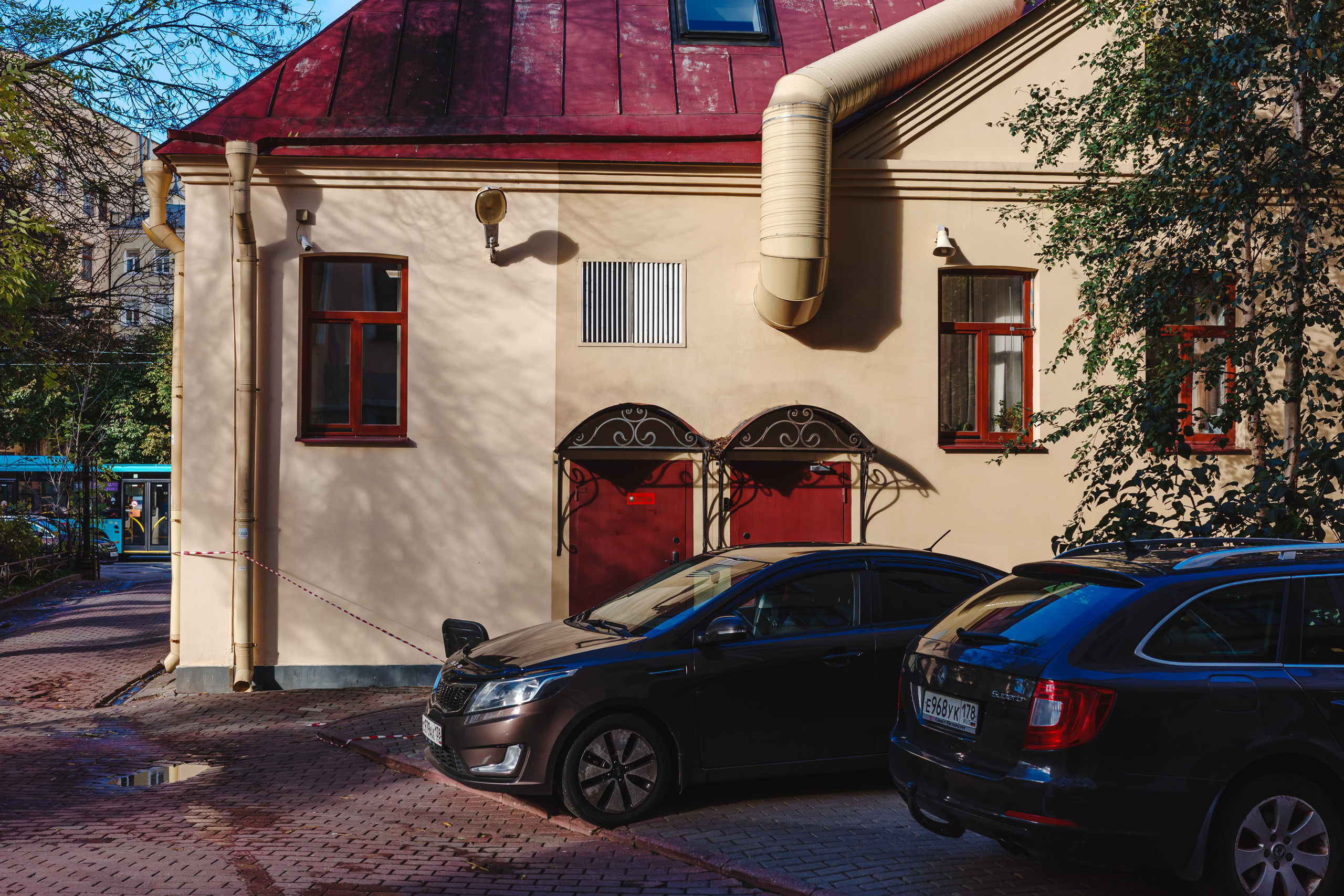 2023.10 — Тест Ricoh GRIIIx. Фотограф Алексей Алексеев