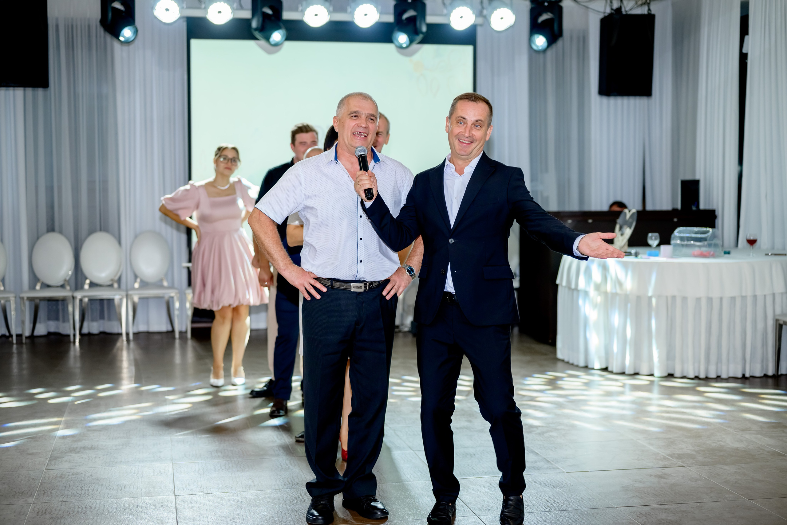 Банкетная часть. Юлия Басня семейный и свадебный фотограф в Донецке