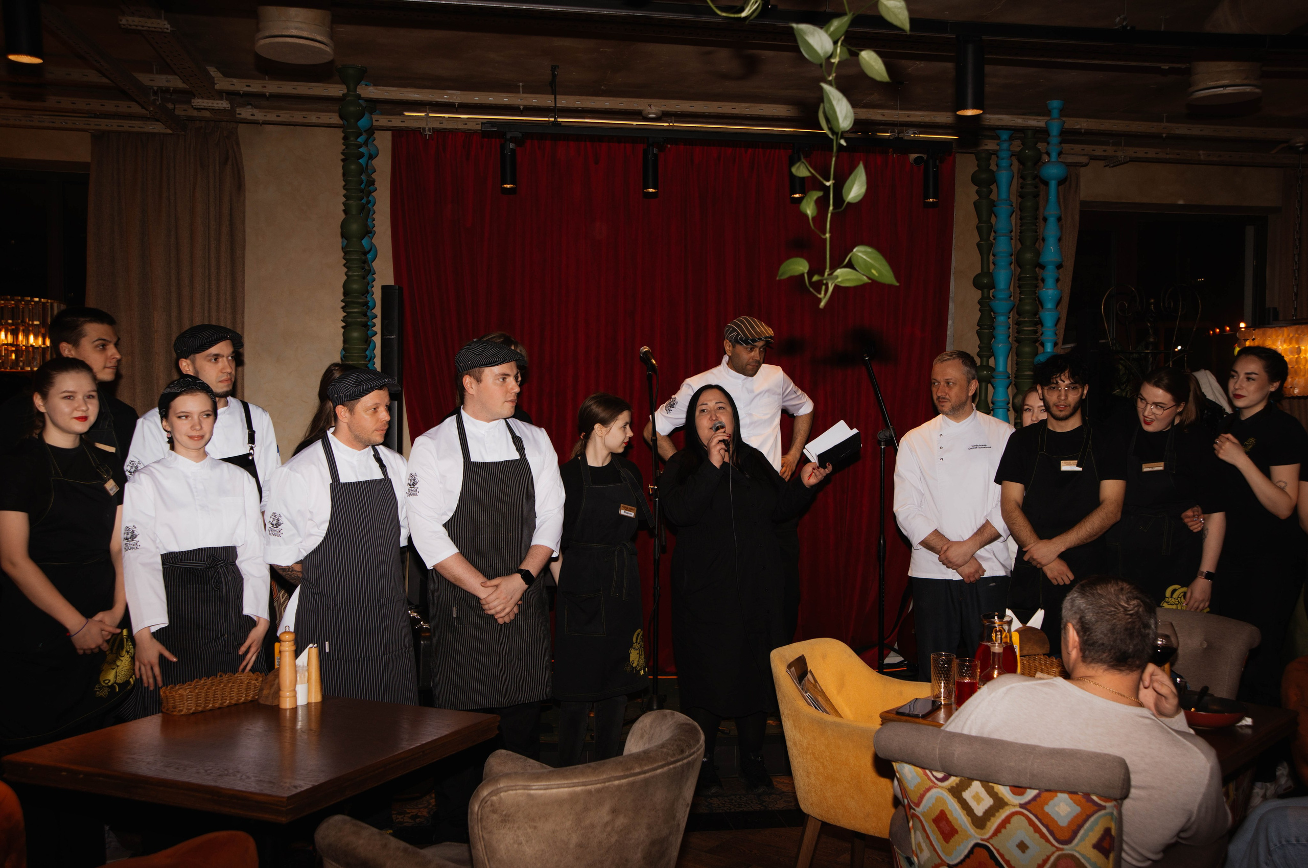 День рождения ресторана «Пряный Барашек». Ксения Glossa. Портретный и репортажный фотограф в Самаре