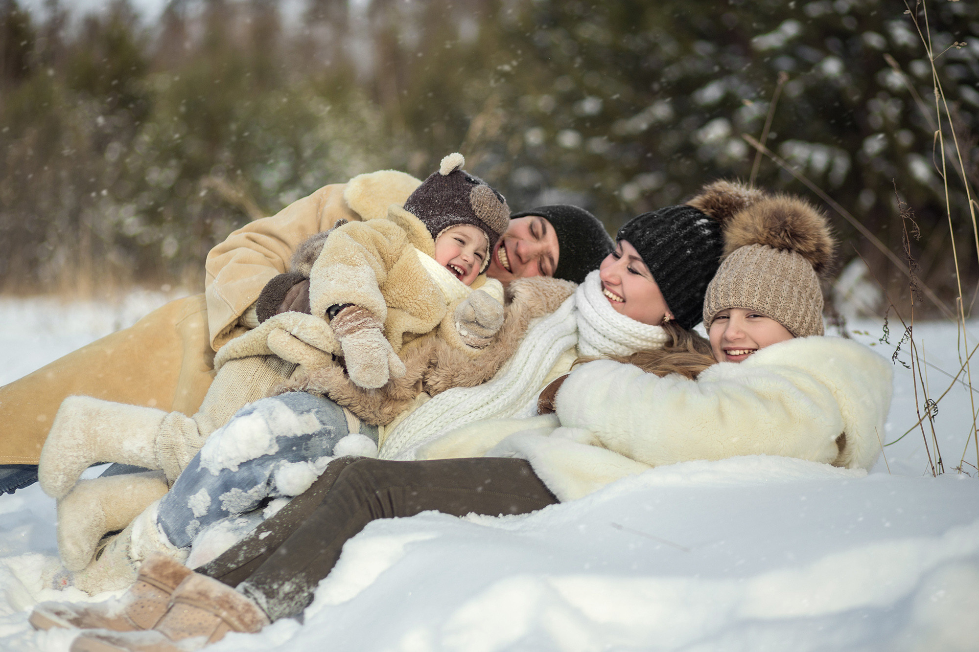 Зимняя прогулка в лесу. Фотограф в Екатеринбурге Наталья Русских