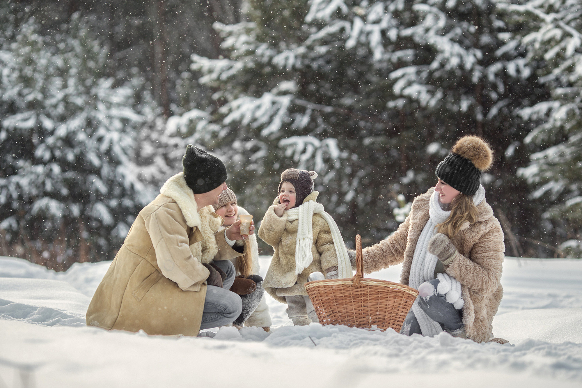 Зимняя прогулка в лесу. Фотограф в Екатеринбурге Наталья Русских