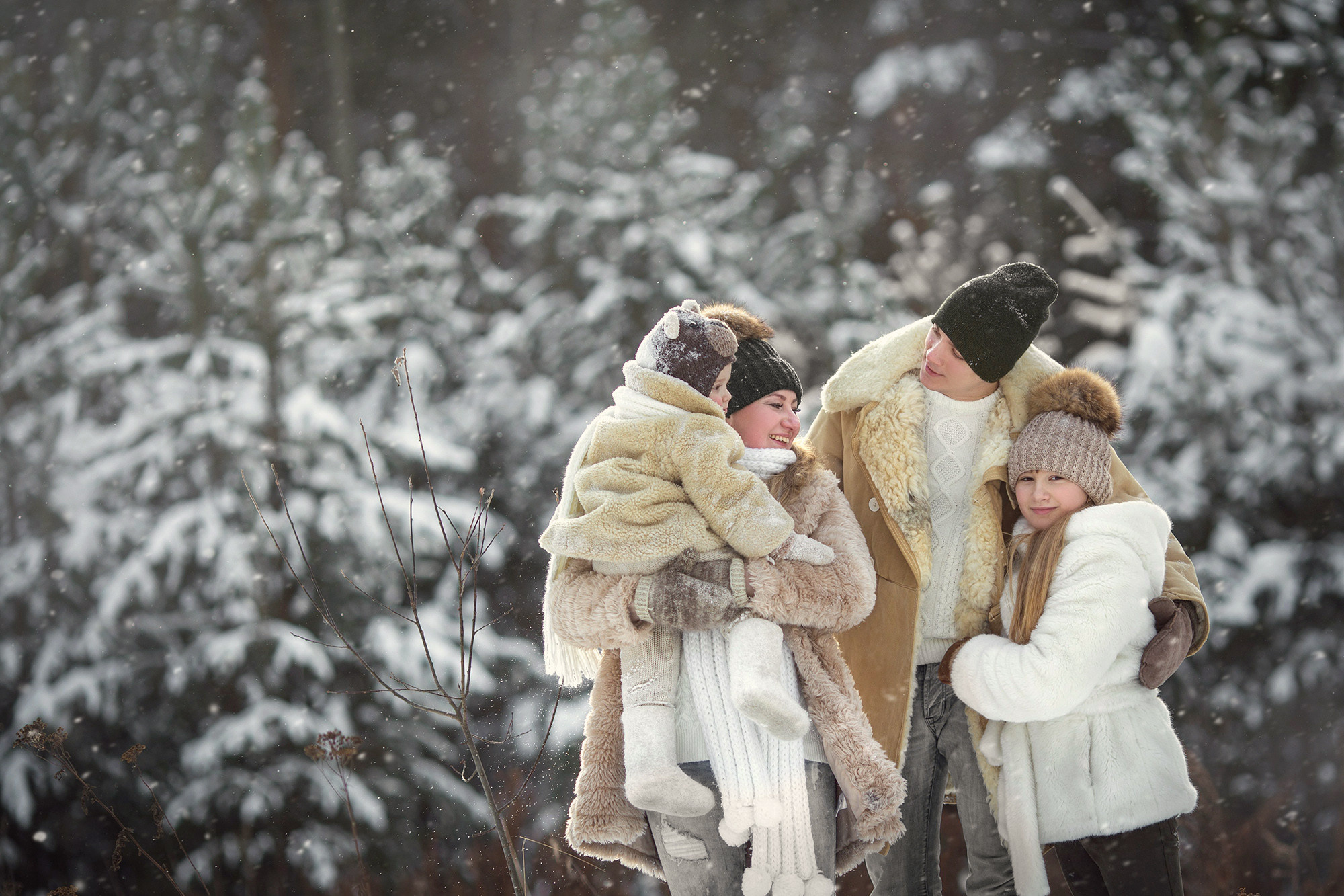 Зимняя прогулка в лесу. Фотограф в Екатеринбурге Наталья Русских