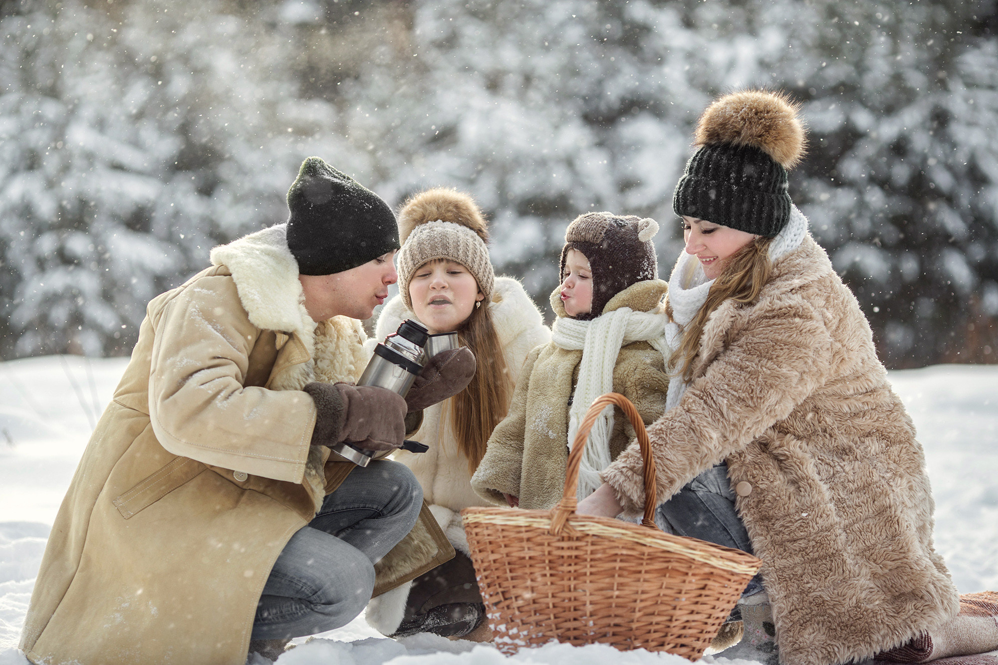 Зимняя прогулка в лесу. Фотограф в Екатеринбурге Наталья Русских