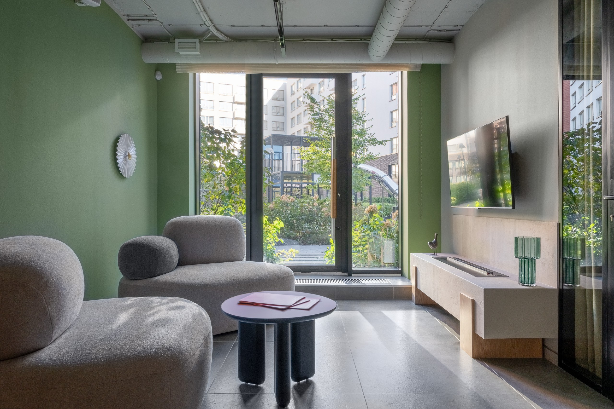 Офис продаж БРУСНИКА «Шишимская горка». Глебов Александр интерьерный фотограф Екатеринбург