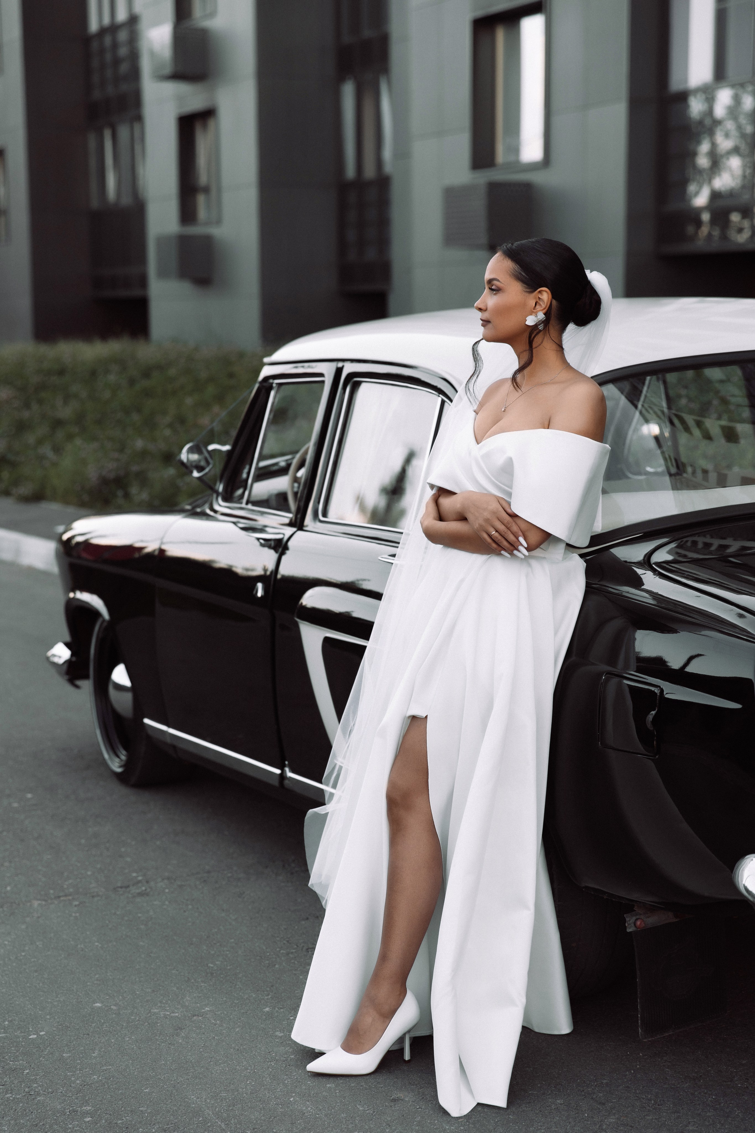 Необычная идея для утра невесты и фотосессия с ретро волгой. Свадебный и портретный фотограф в Сыктывкаре и в Москве Новосельцева Алена