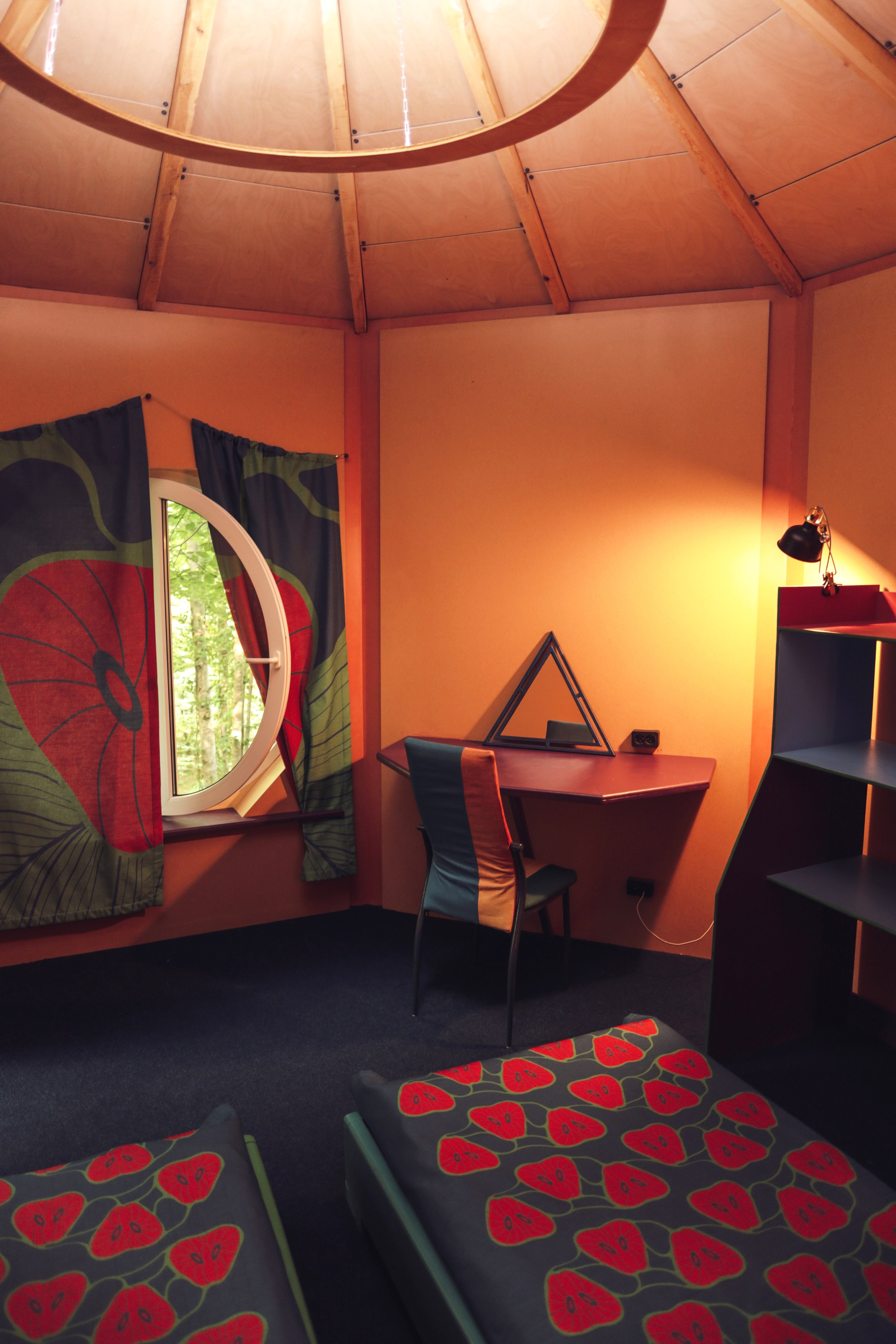 DESIGN. Maria Massouh | Arts