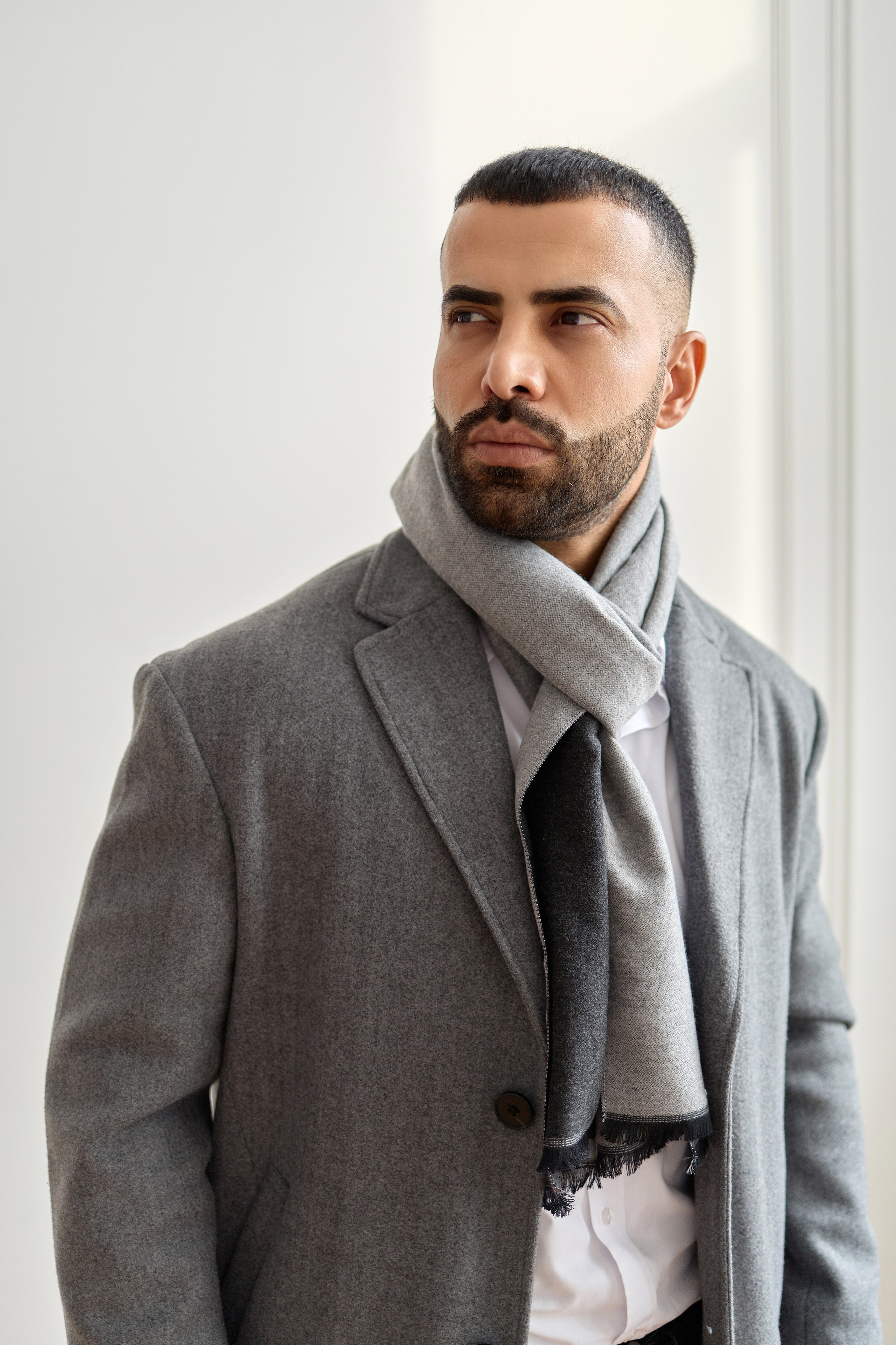 Фотосессия мужских шарфов. Фотограф Руслан Потапов в Краснодаре