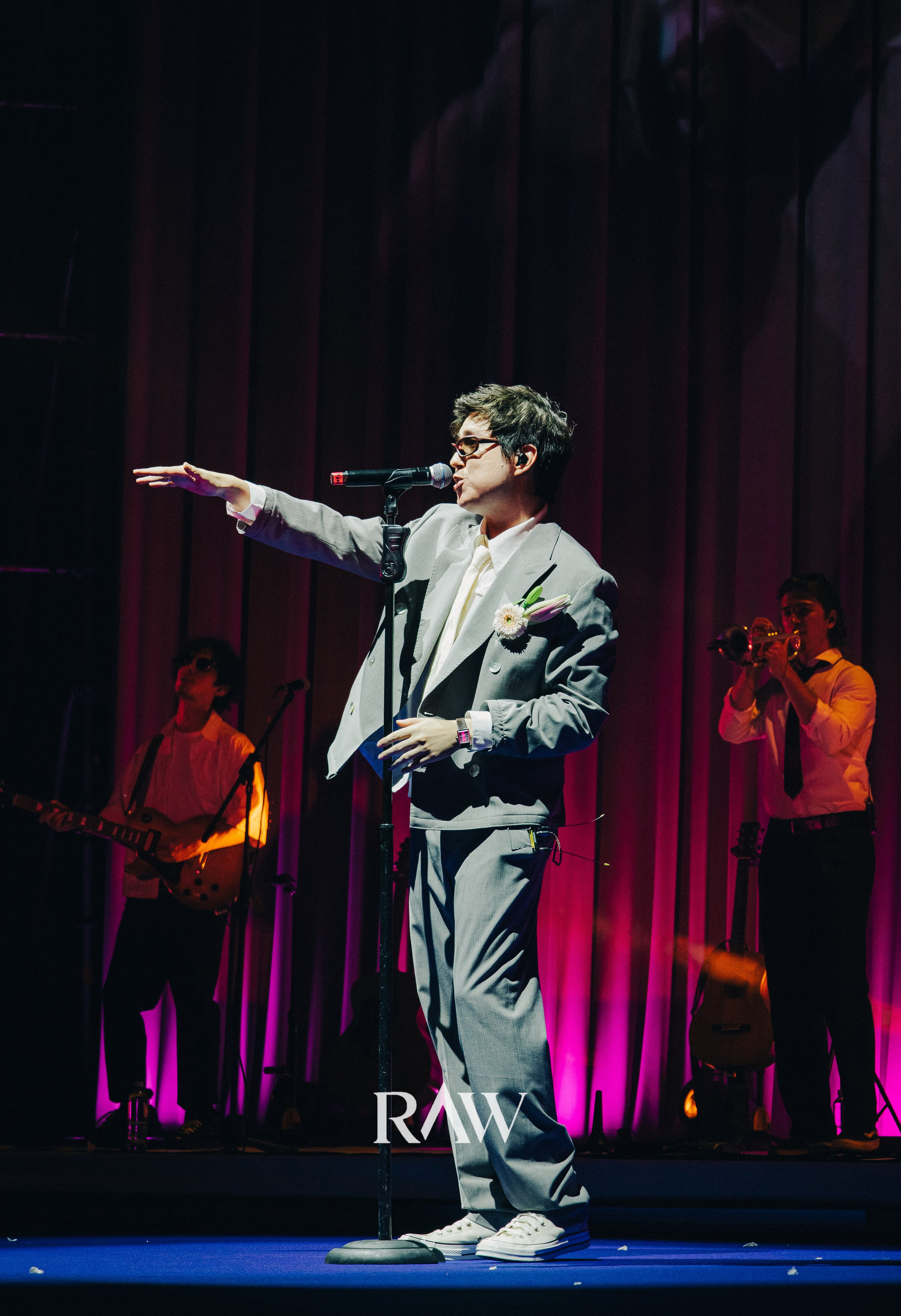 M'Dee Solo Concert. Maksiimiliano Raw фотограф Алматы