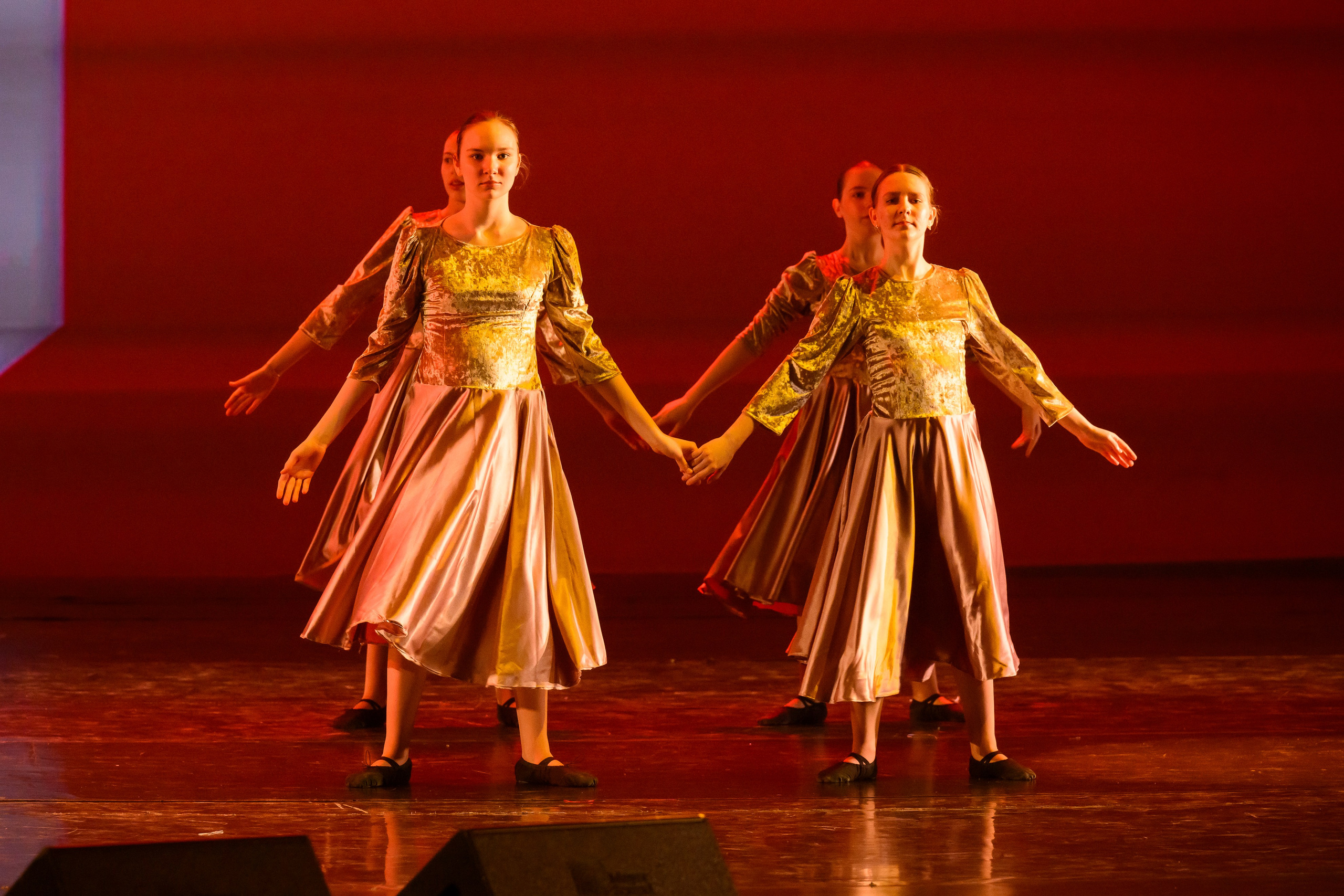 23 апреля, часть 2, БКЗ Октябрьский, г. Санкт-Петербург. Золотое яблочко