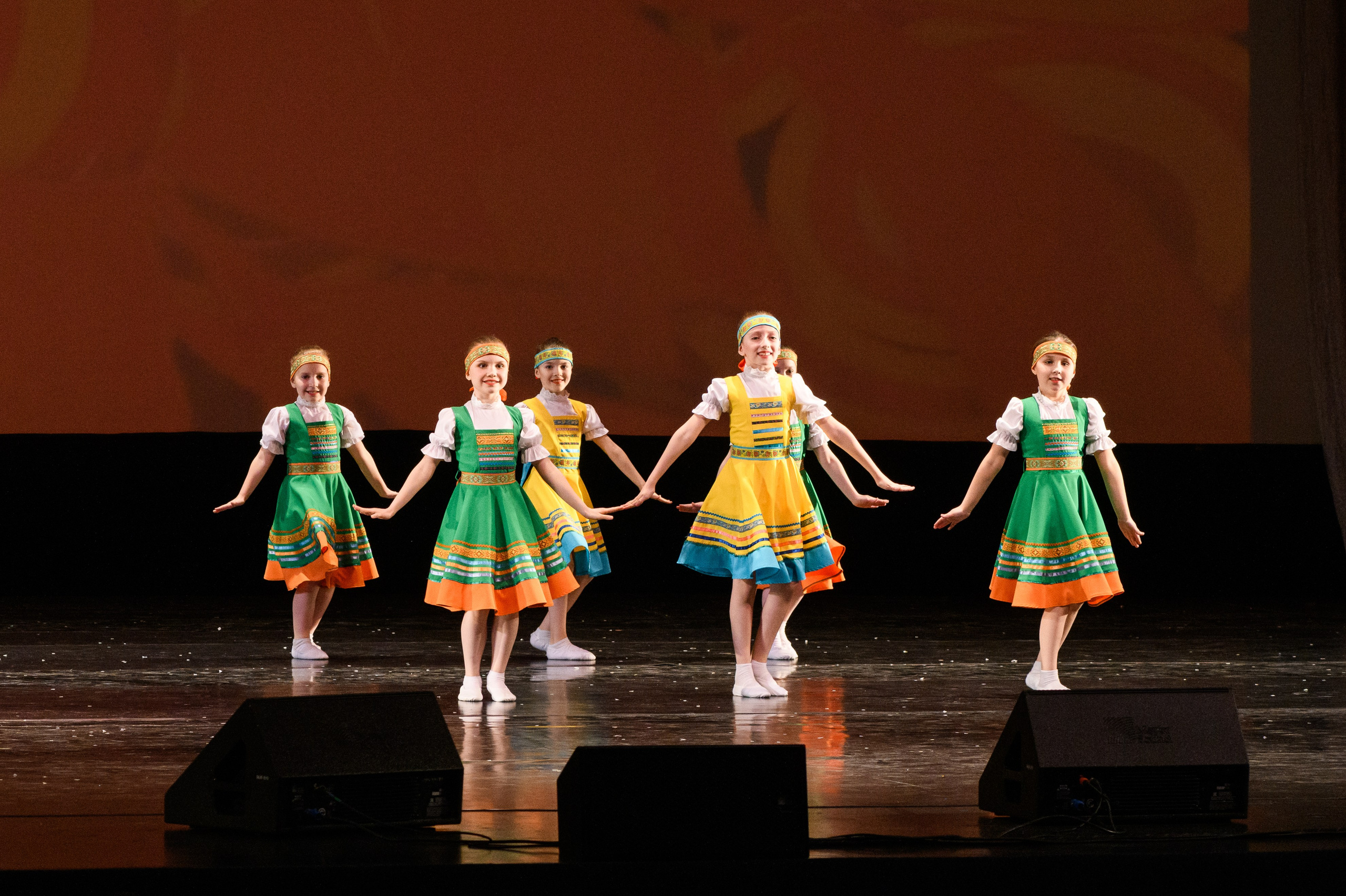 23 апреля, часть 2, БКЗ Октябрьский, г. Санкт-Петербург. Золотое яблочко