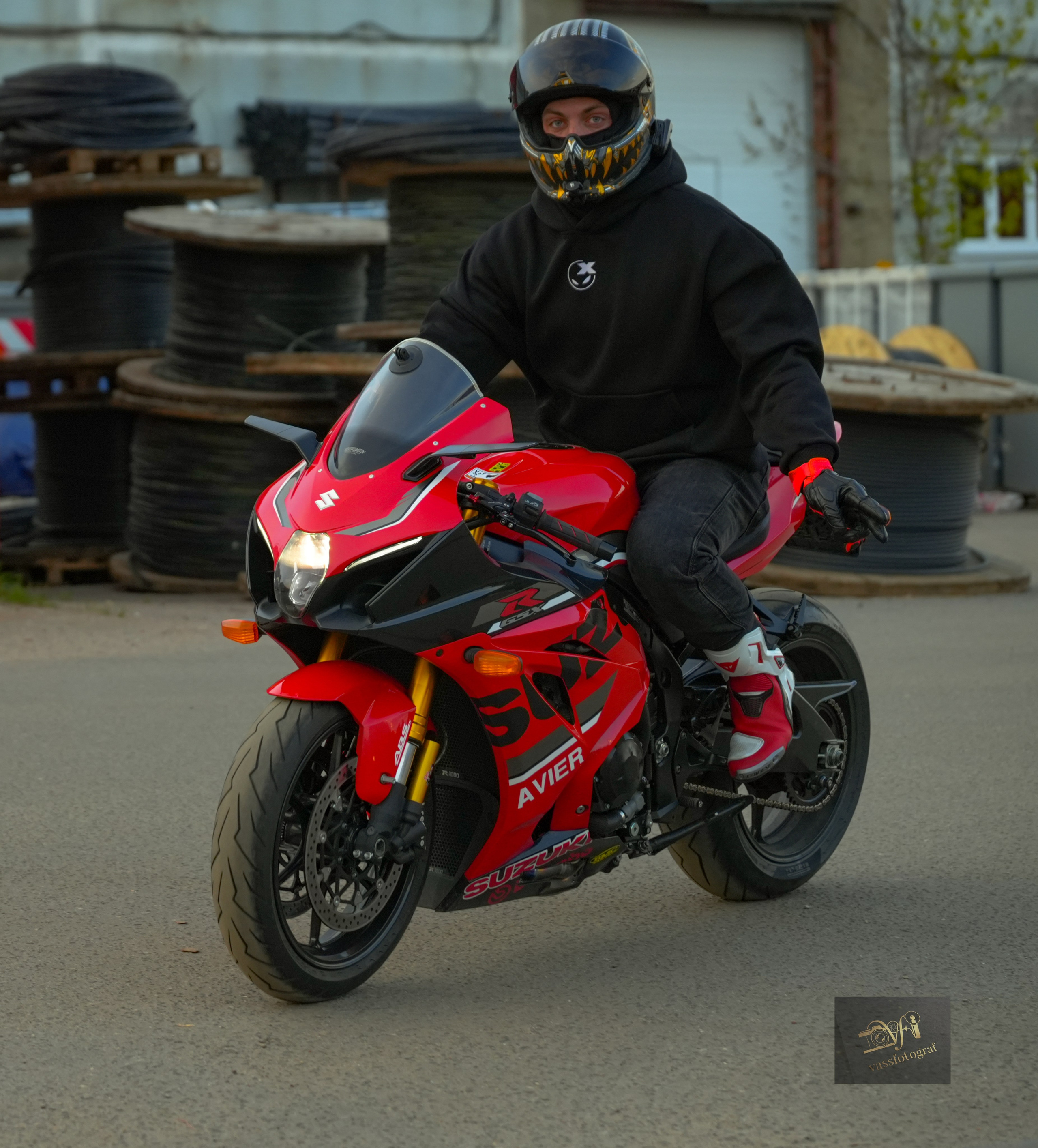 Pipes 25.04.2026. VasSFotograF