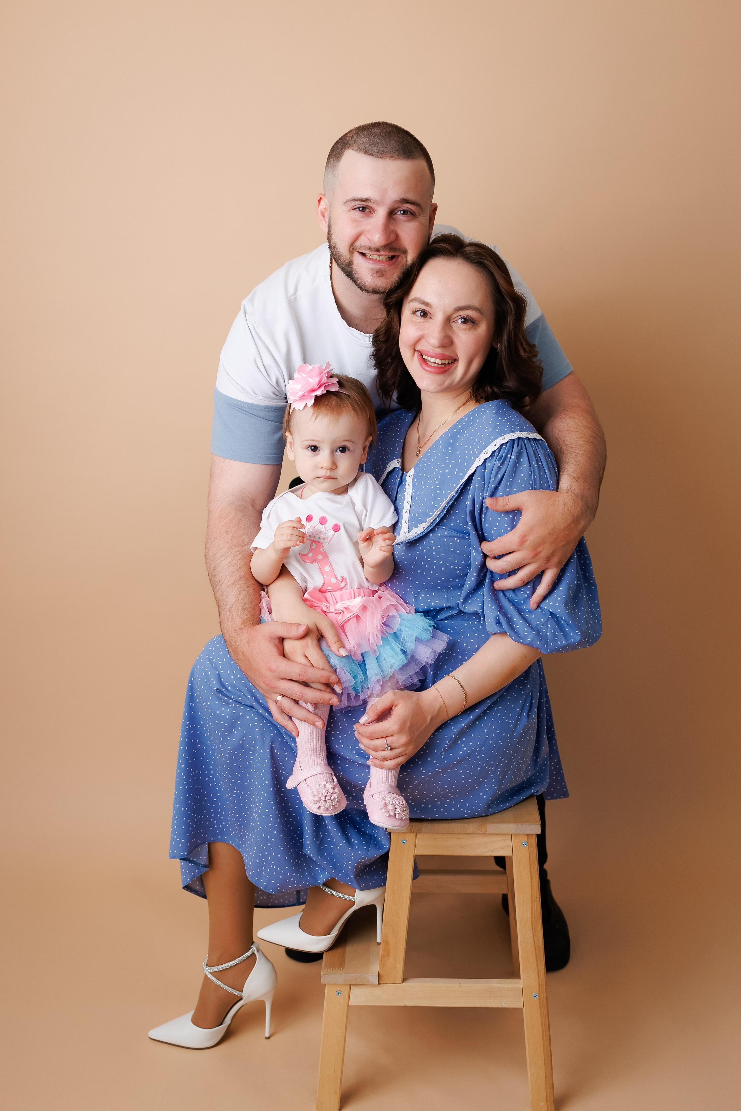 Анечке 1 годик. Фотограф новорожденный малышей Новосибирск