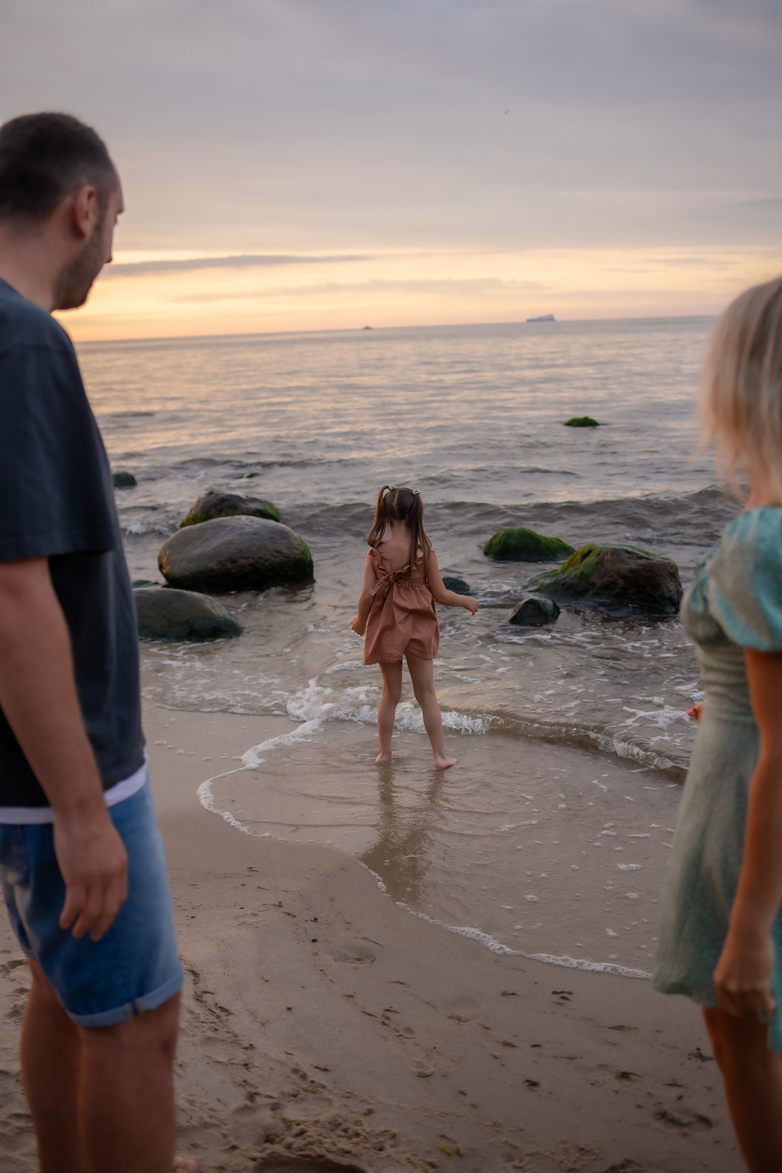 Есеня, Леня и Аня. Закат в Куликово. Фотограф в Калининграде Решетникова Алина