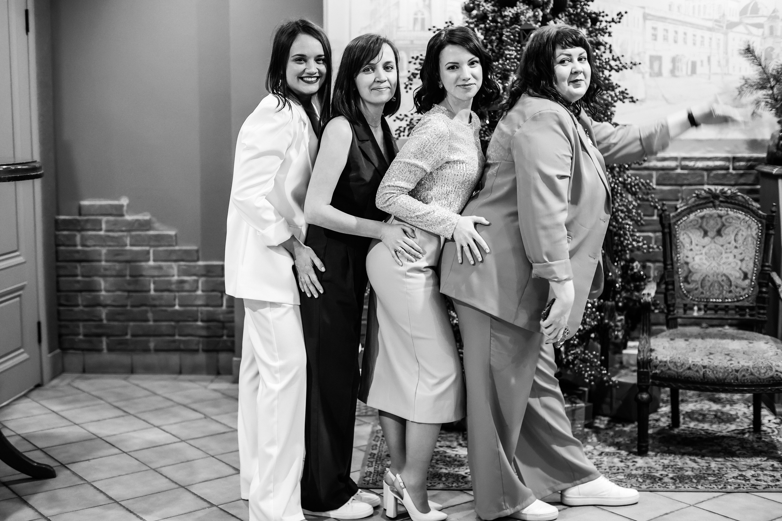 Экспресс Офис, новогодний корпоратив в ресторане Респект, г. Тула. Фотограф в Туле — Борисов Николай