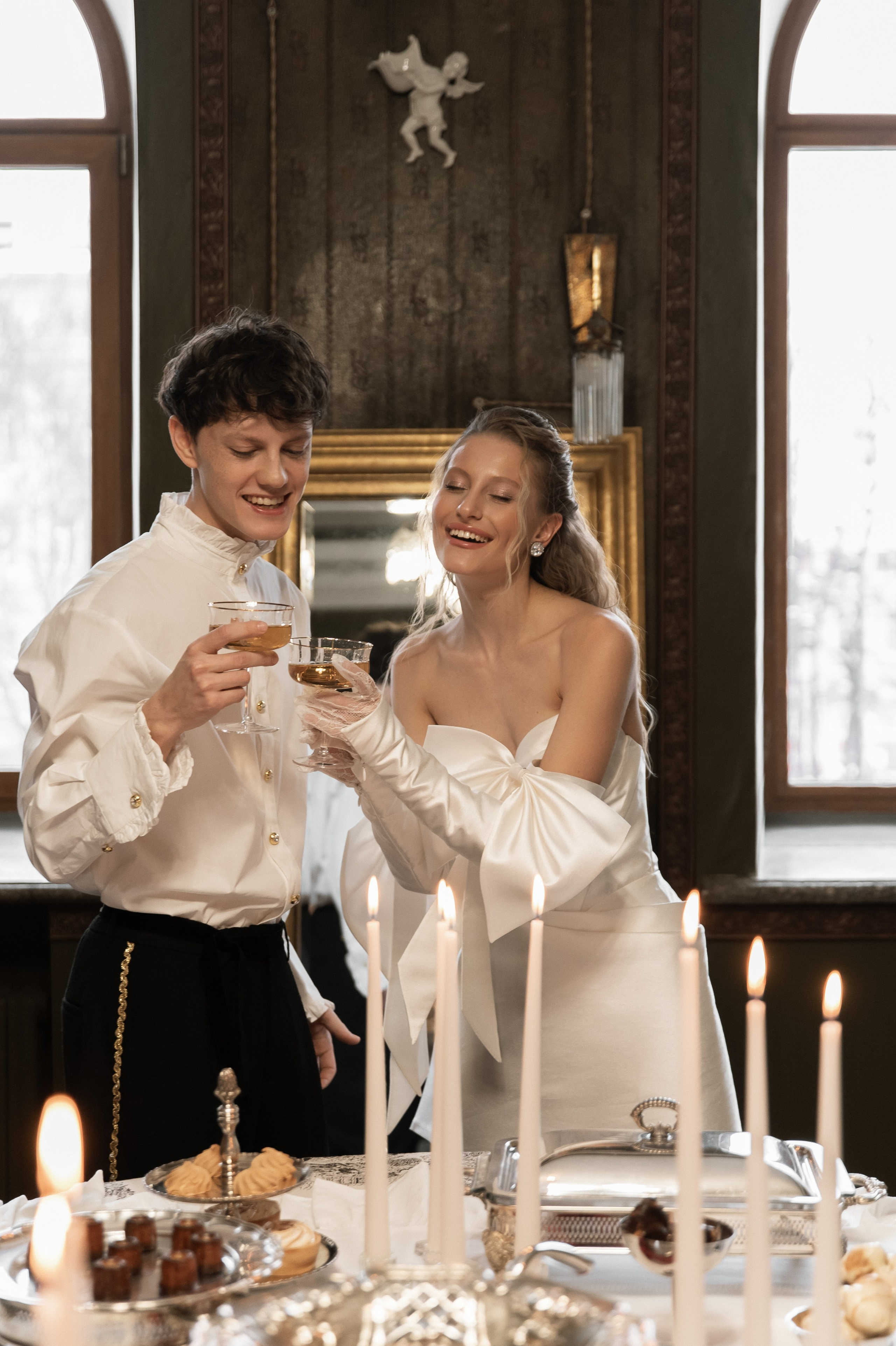 Свадебная съемка в исторической квартире на Чистых прудах. Ярослава Ерина — свадебный фотограф в Москве