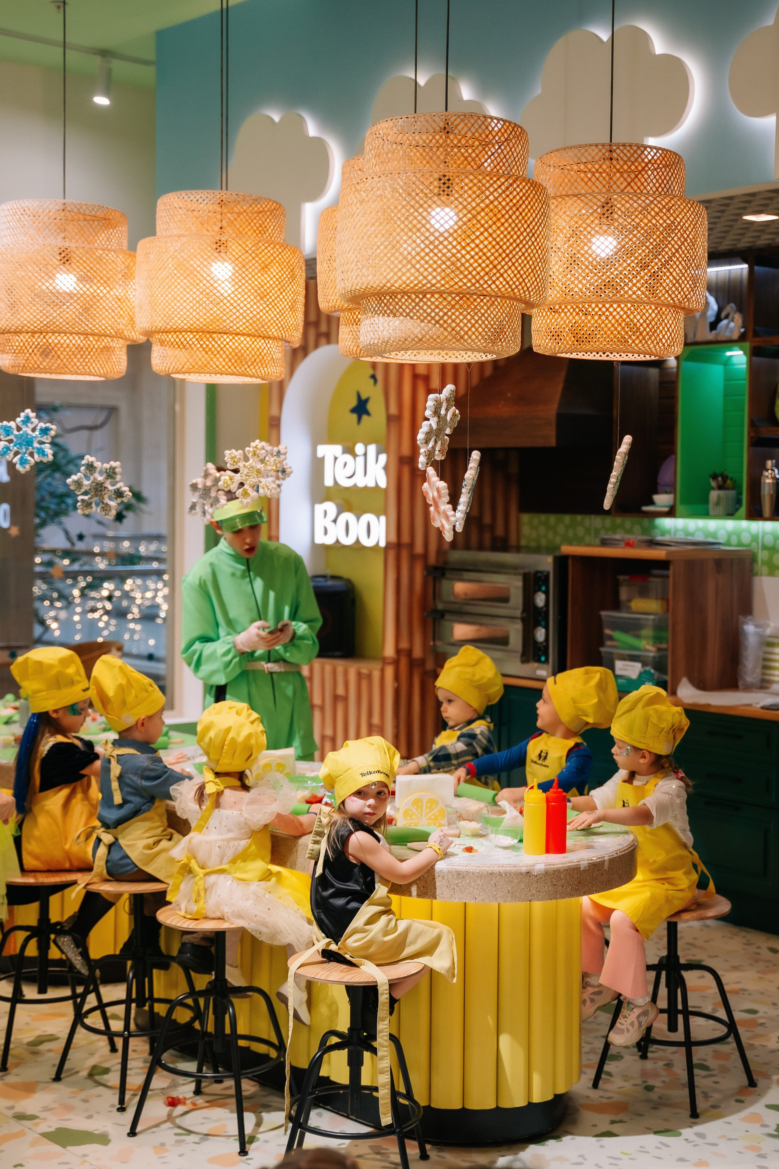 День рождения в Teikaboom Крокус Сити. Свадебный и семейный фотограф в Москве и МО Геннадий Туманцев