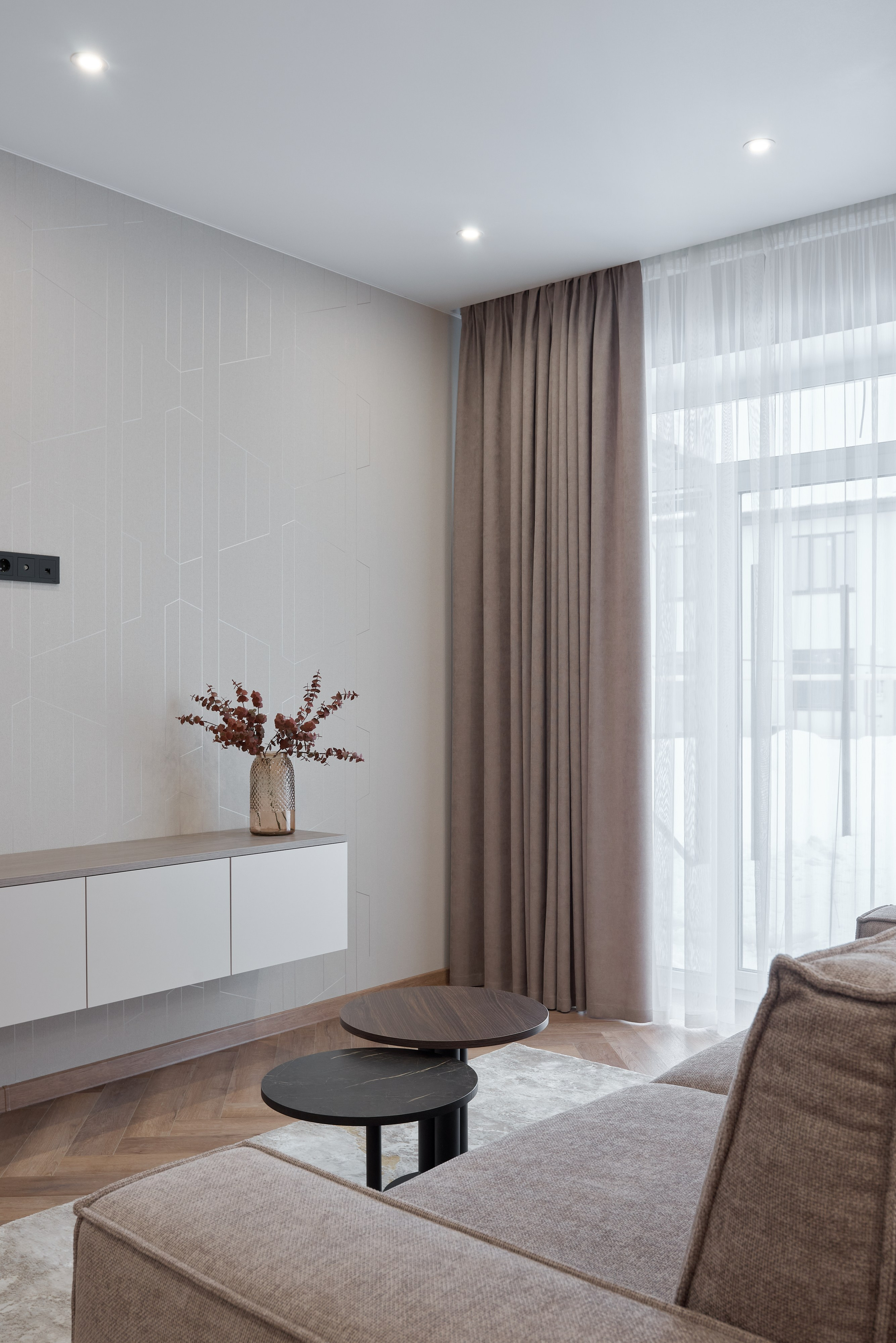 Пос. Счастливый Дом с отделкой. Абросимов Лев интерьерный и архитектурный фотограф