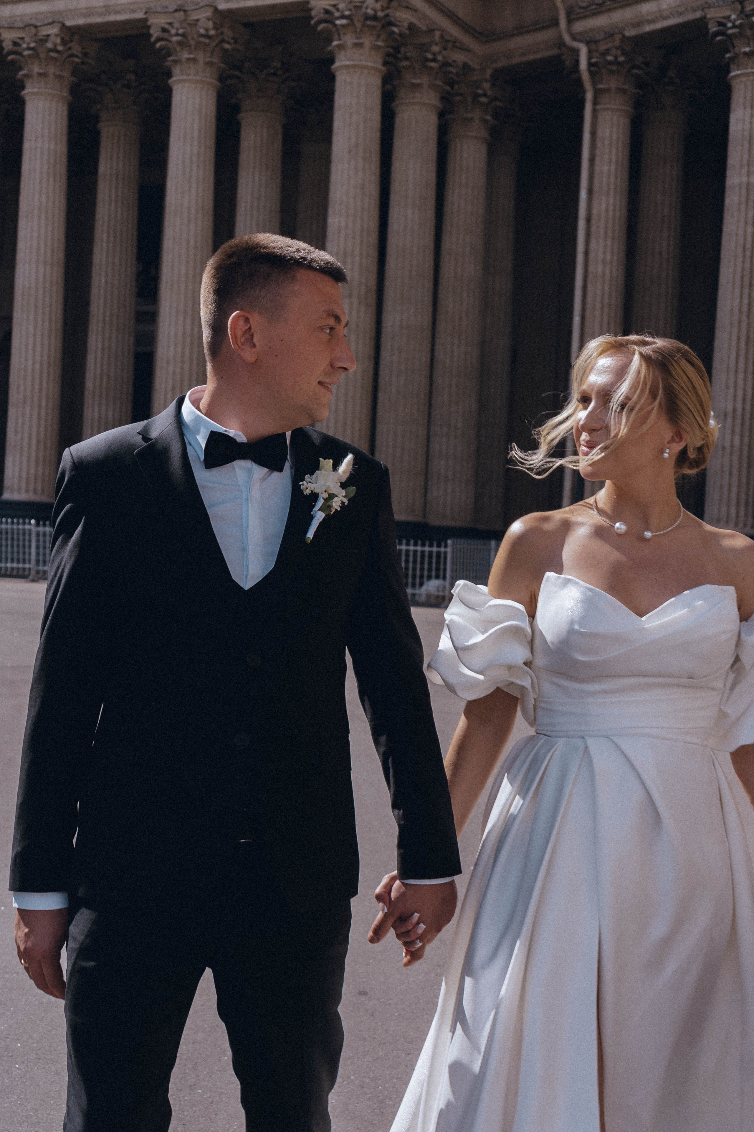 СВАДЕНБНАЯ СЬЕМКА НА КАТЕРЕ ПО КАНАЛАМ САНКТ-ПЕТЕРБУРГА И В АКВАТОРИИ НЕВЫ. Профессиональный фотограф, Санкт-Петербург — Виктория Богомолова