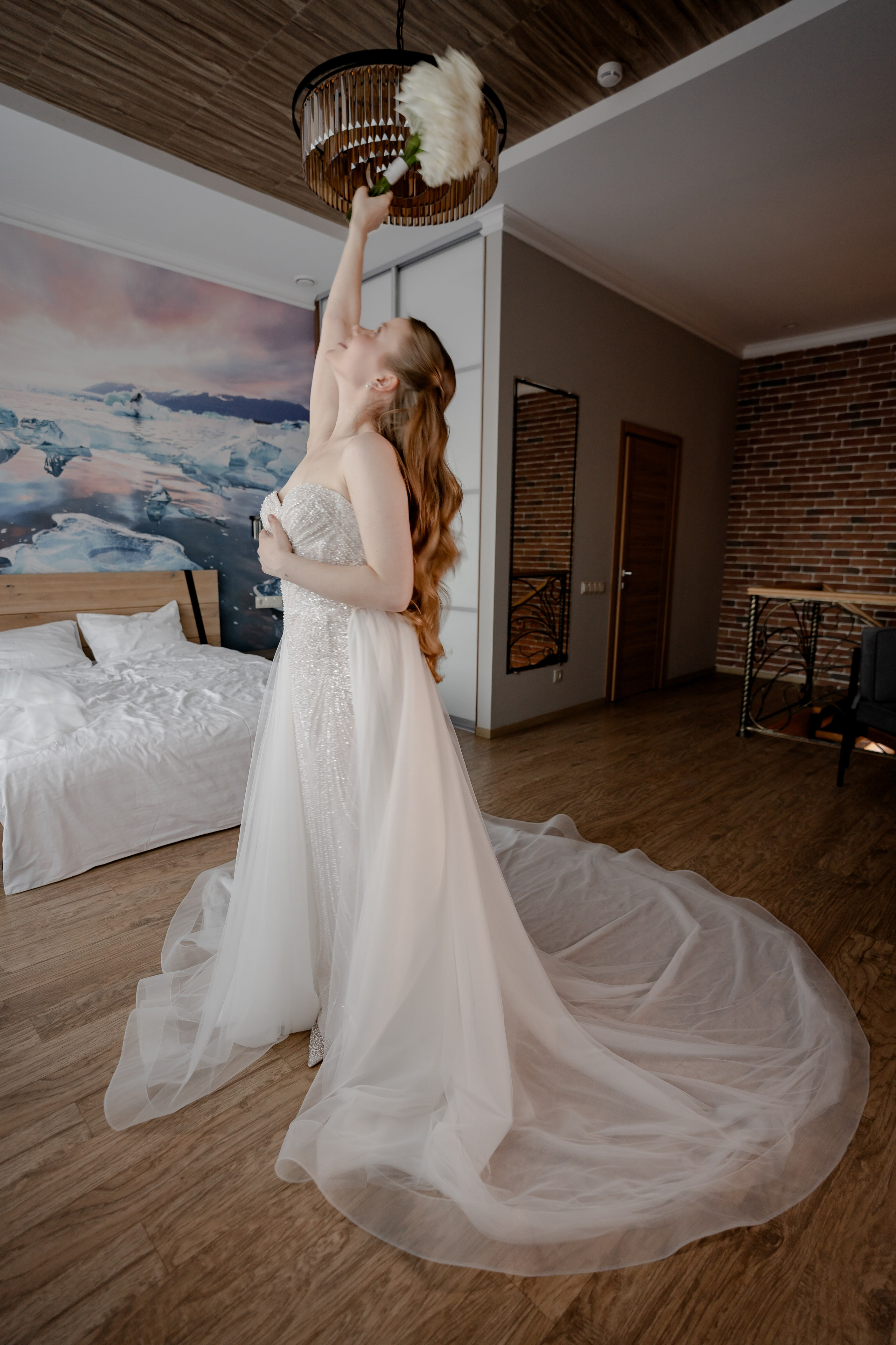 СВАДЕБНАЯ СЬЕМКА СБОРОВ В ОТЕЛЕ И ВЫЕЗД НА ЦЕРЕМОНИЮ (СНЯТО В СИБИРЕ В НИЖНЕВАРТОВСКЕ). Профессиональный фотограф, Санкт-Петербург — Виктория Богомолова