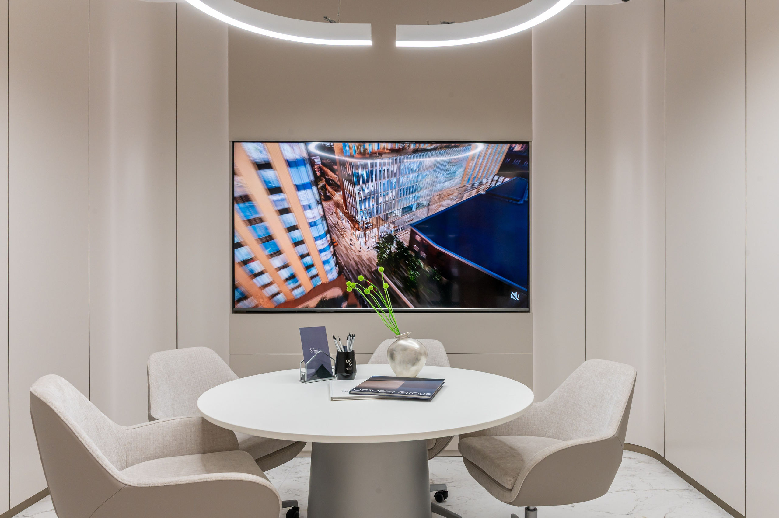 Офис продаж Кобзон Сити. Интерьерный Фотограф Москва Криста FLY Труфанова