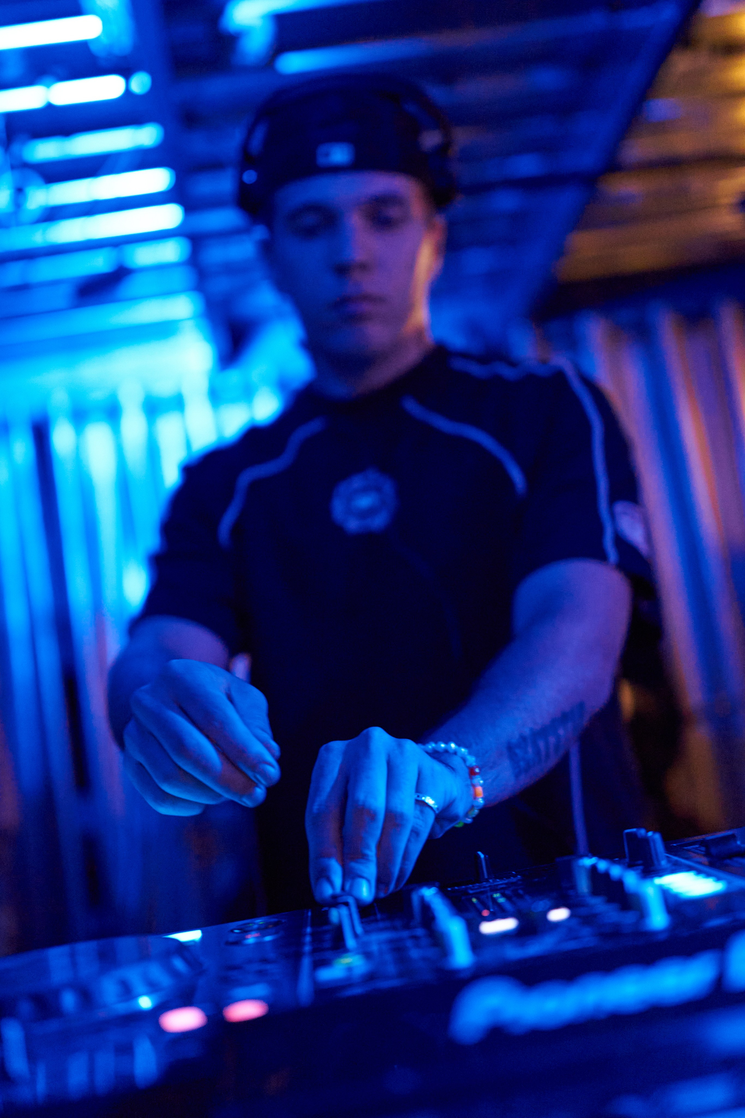 Винный склад. Коммерческий и репортажный фотограф в Санкт-Петербурге — Туся Сушка