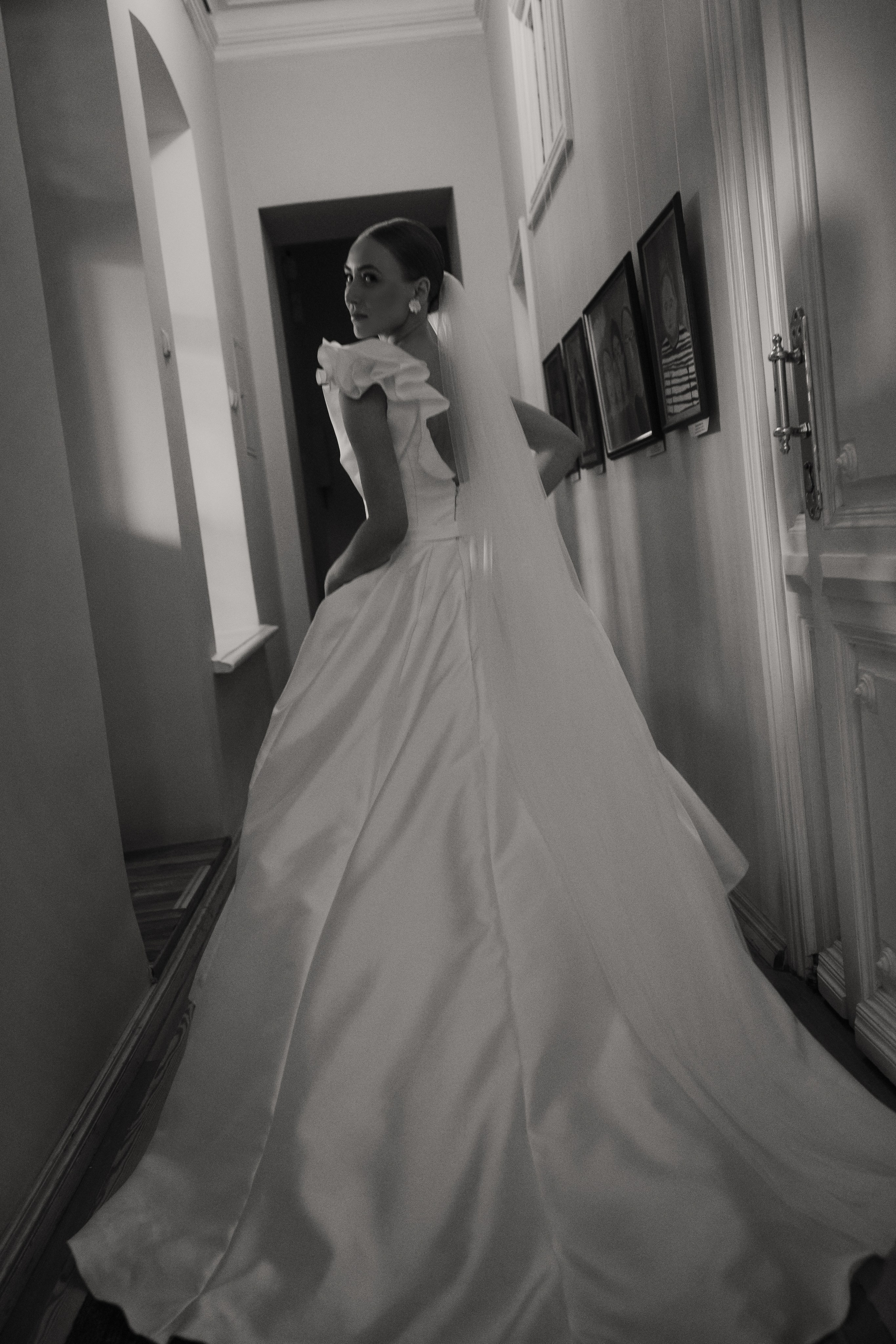 Свадебная фотосессия в Самаре в ресторане «Городская усадьба». Свадебный и семейный фотограф в Самаре и Тольятти | Елена Топанцева