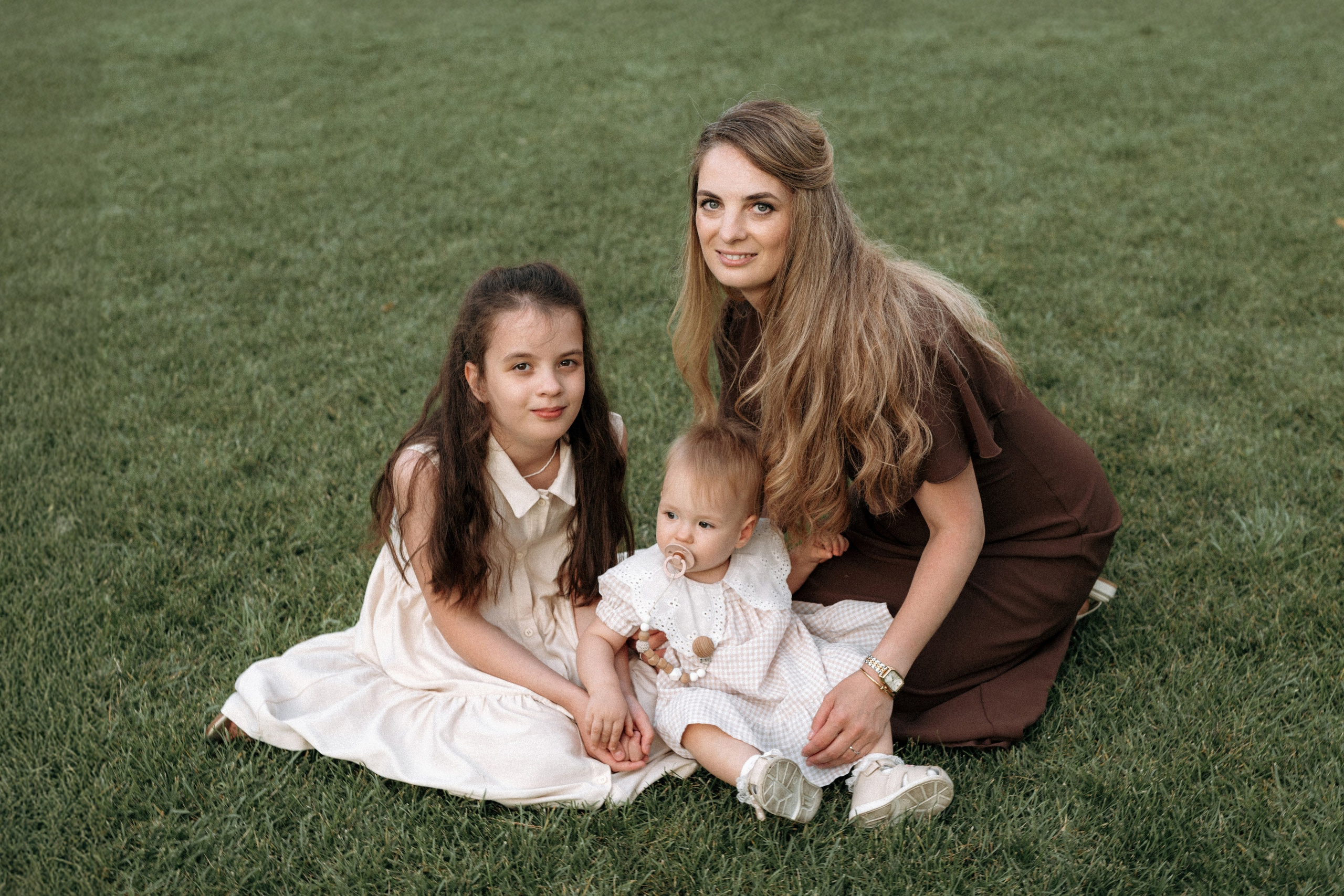 Семейная фотосессия на берегу реки для Миши, Тани, Сони и Таи. Свадебный фотограф в Тамбове Павел Четвертков