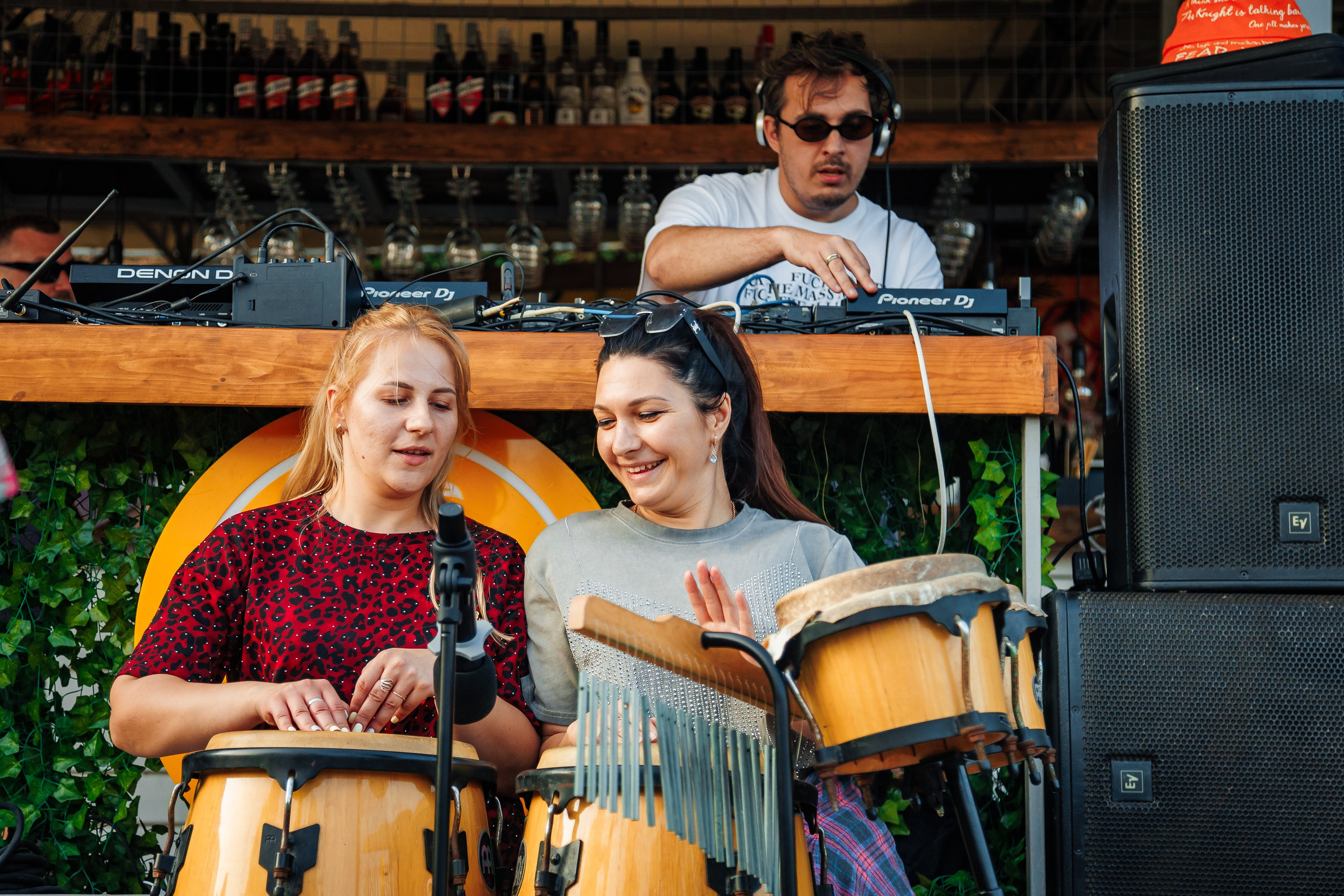 Открытие сезона в HUNGRY BIRD_Симеиз_Крым_14.06.2025. Аминов Руслан | Фотограф