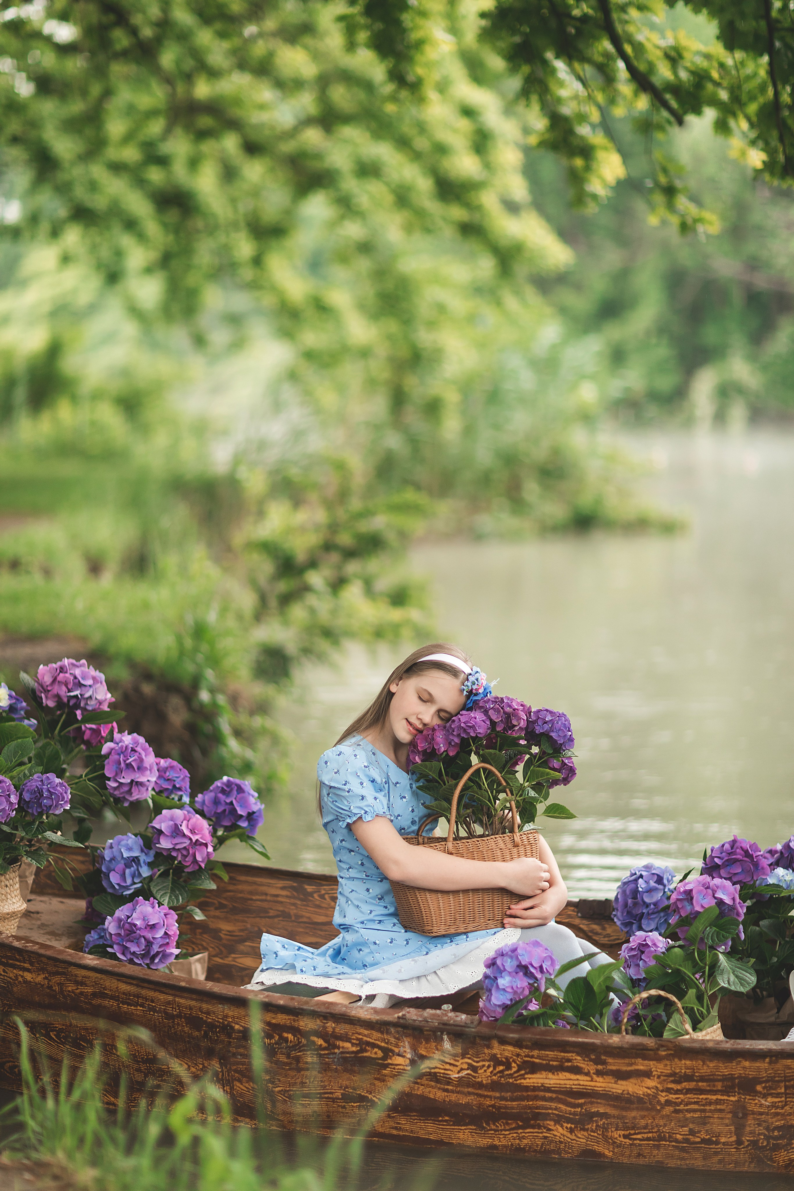 Лодка с гортензией (25 апреля). Семейный и детский фотограф Краснодар Валерия Власенко