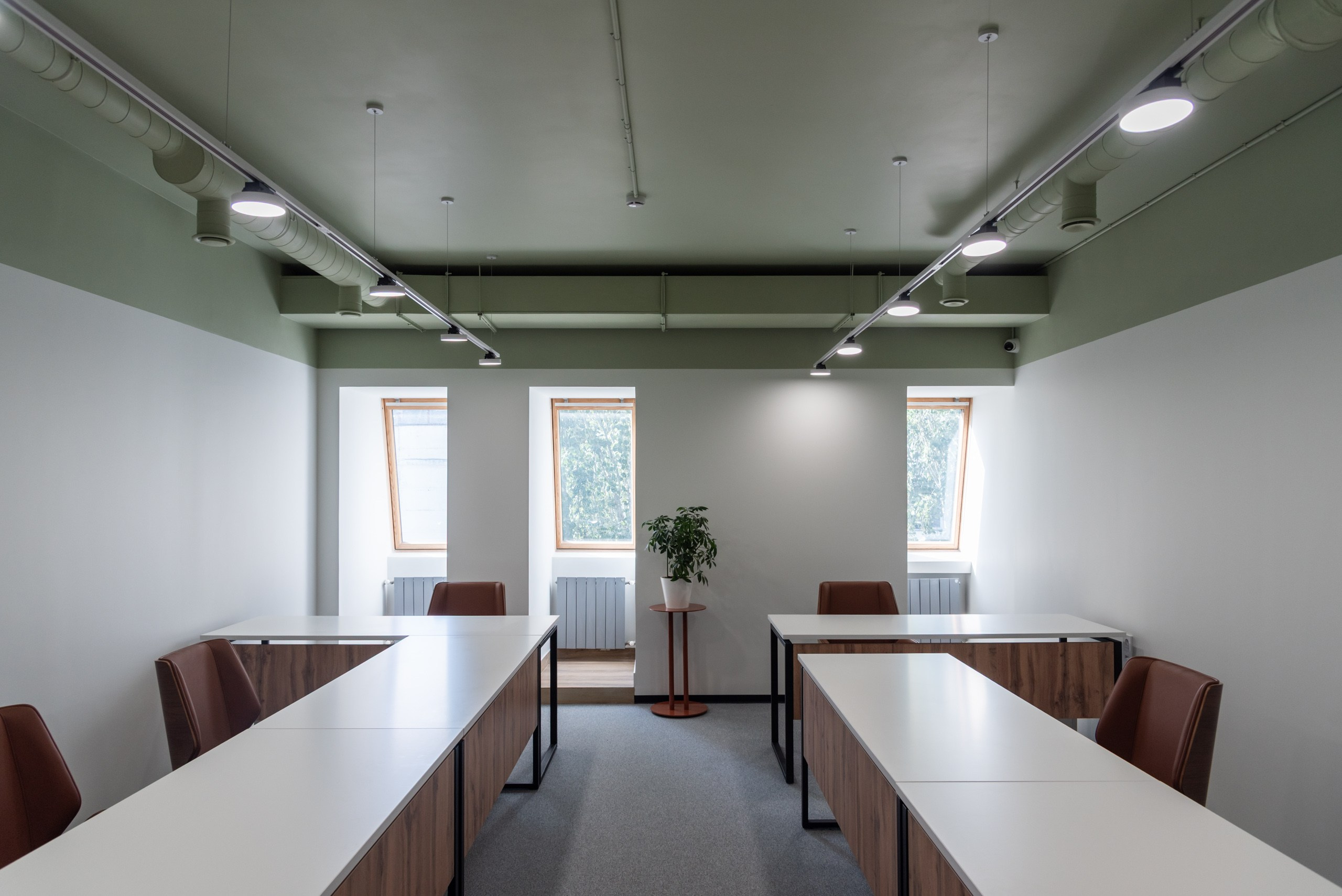 X corp | 2025. Архитектурный фотограф и 3D-художник Антон Мельников