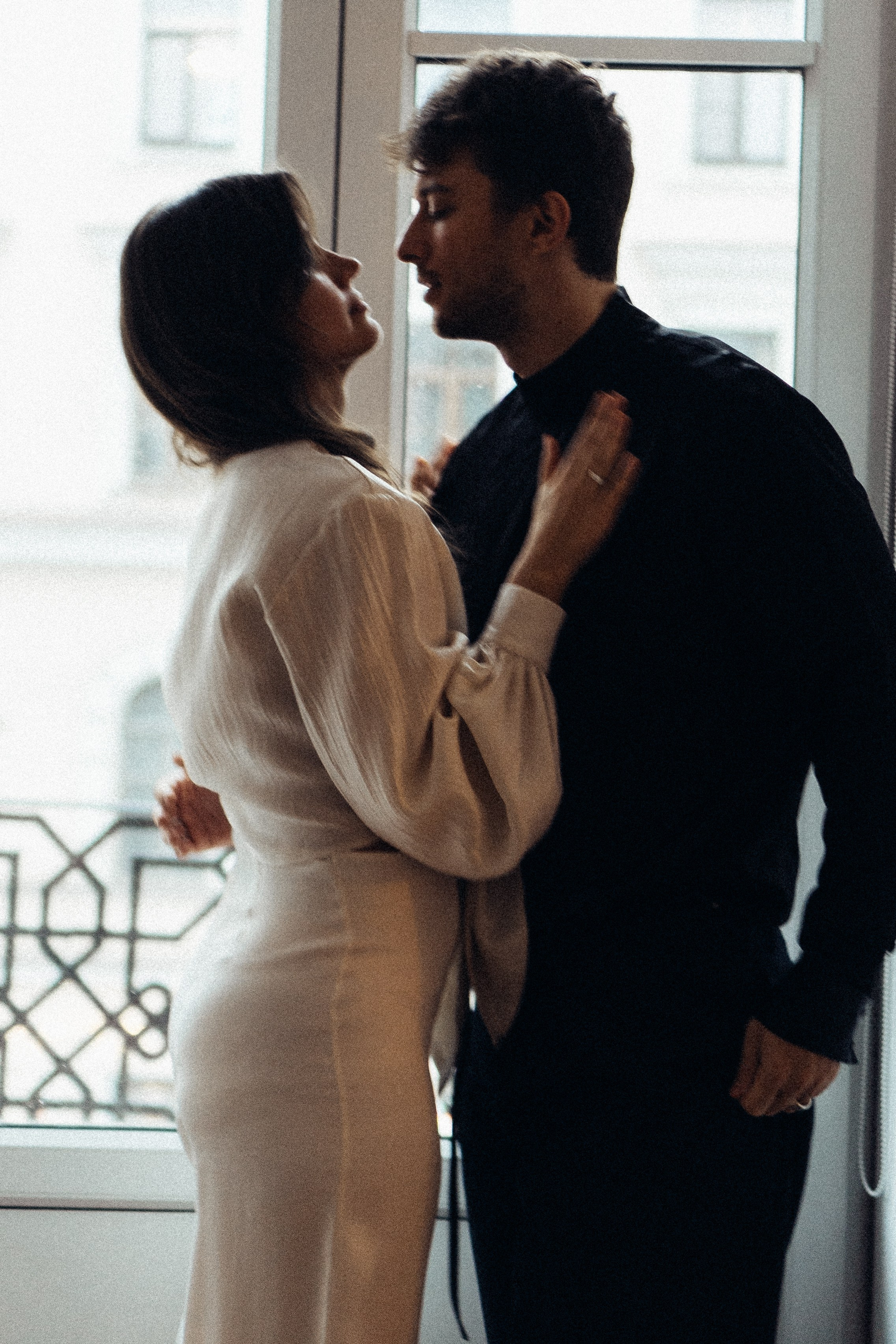 УТРО ЖЕНИХА И НЕВЕСТЫ В ПИТЕРСКОЙ КВАРТИРЕ И СЬЕМКА С СВАДЕБНЫХ ОБРАЗАХ. Профессиональный фотограф, Санкт-Петербург — Виктория Богомолова