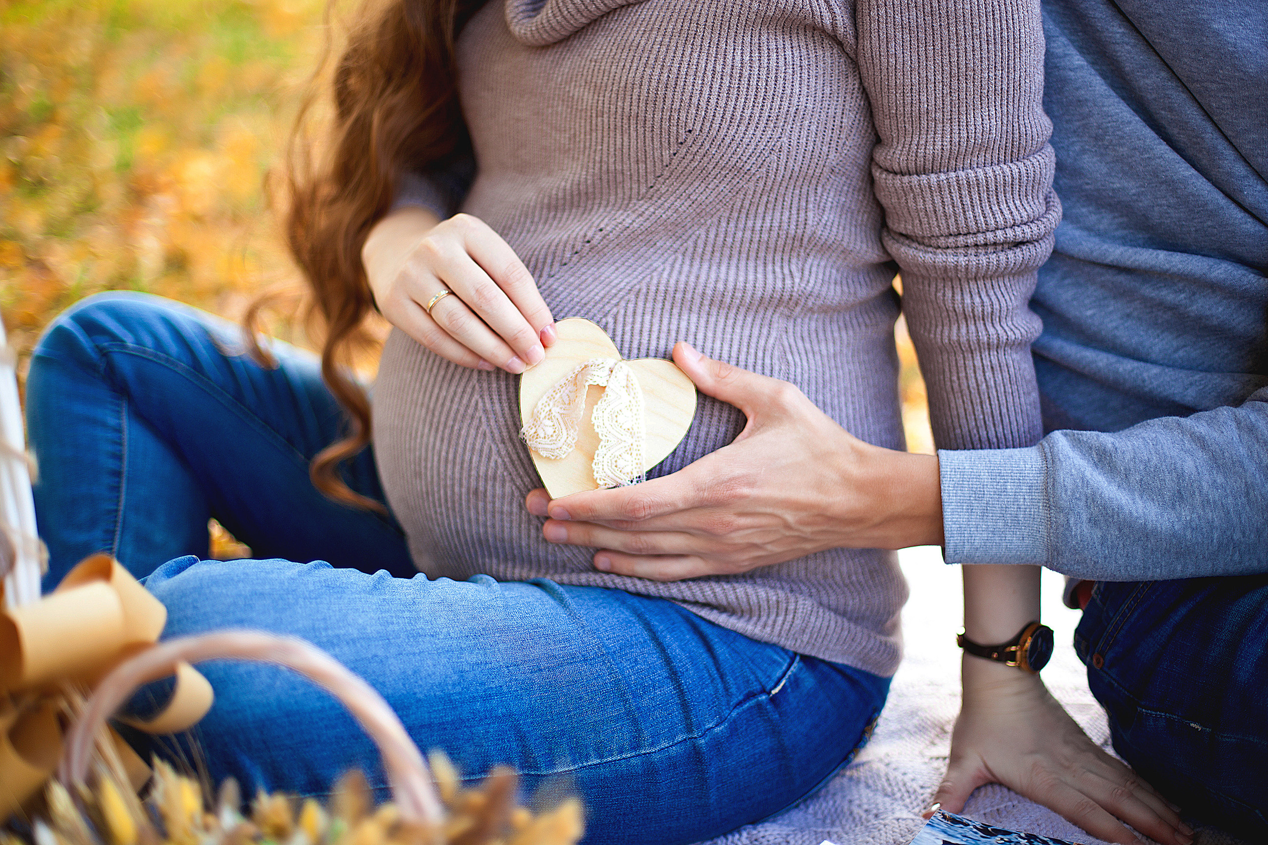 Уличная беременная съемка 26−36 недель. Фотограф новорожденных и детей до года в Новосибирске Ka