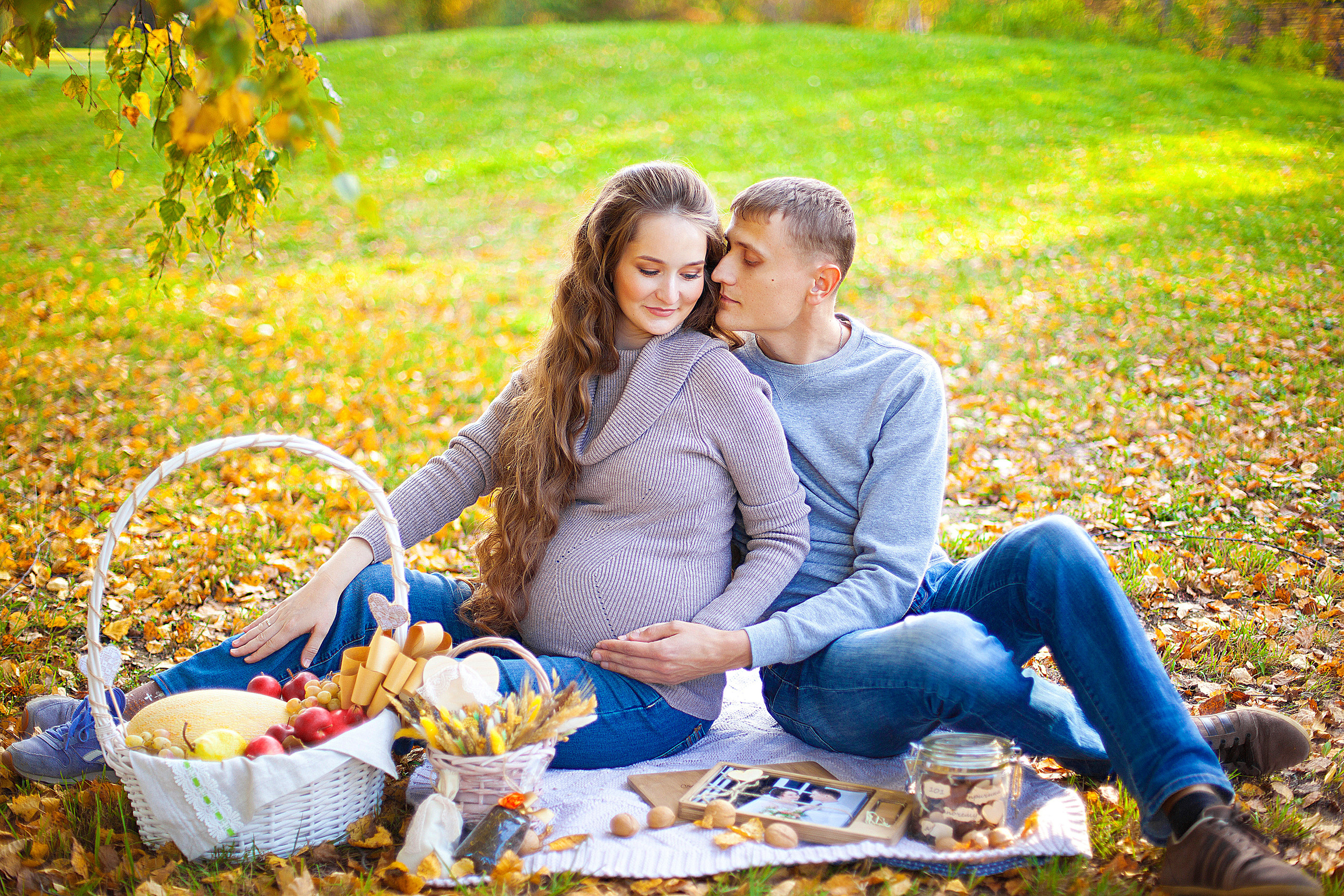 Уличная беременная съемка 26−36 недель. Фотограф новорожденных и детей до года в Новосибирске Ka