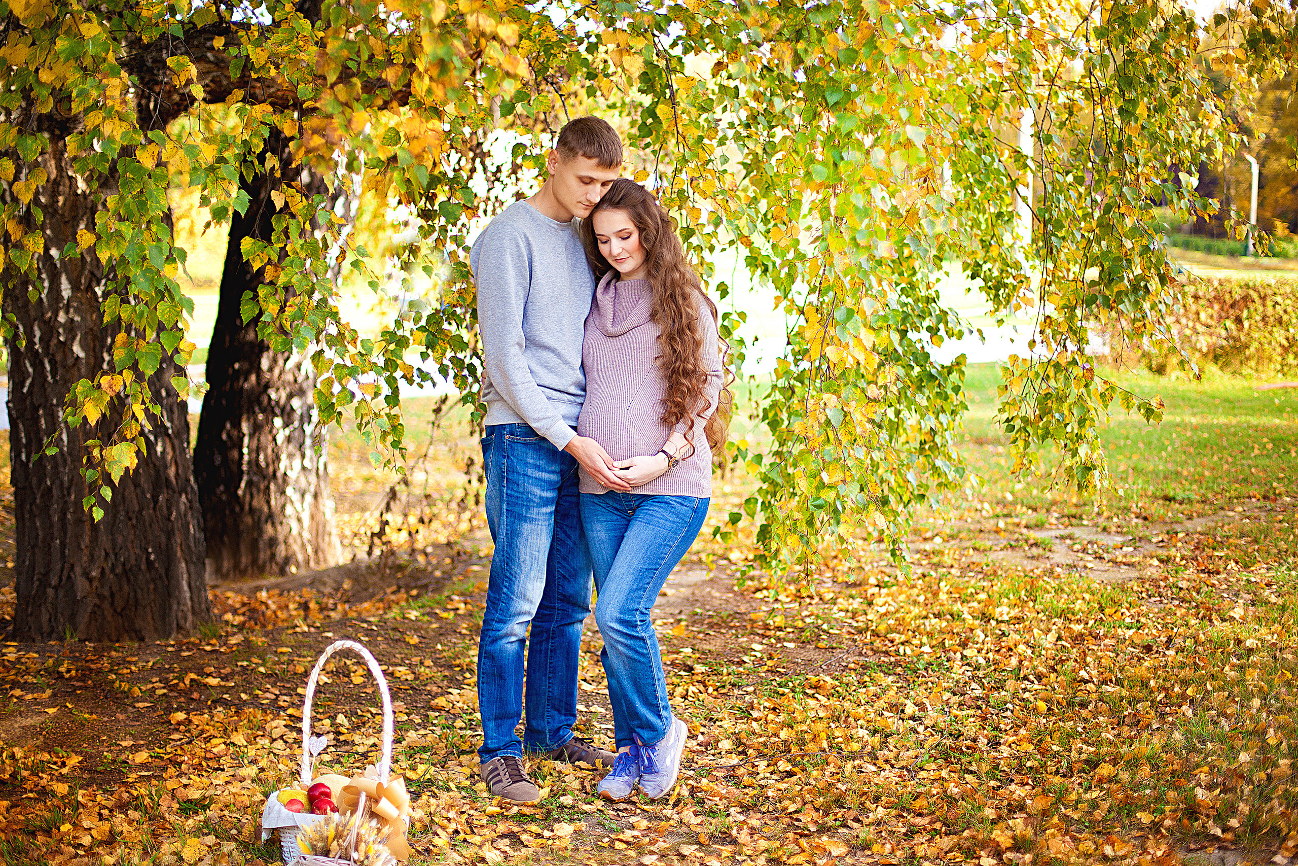 Уличная беременная съемка 26−36 недель. Фотограф новорожденных и детей до года в Новосибирске Ka