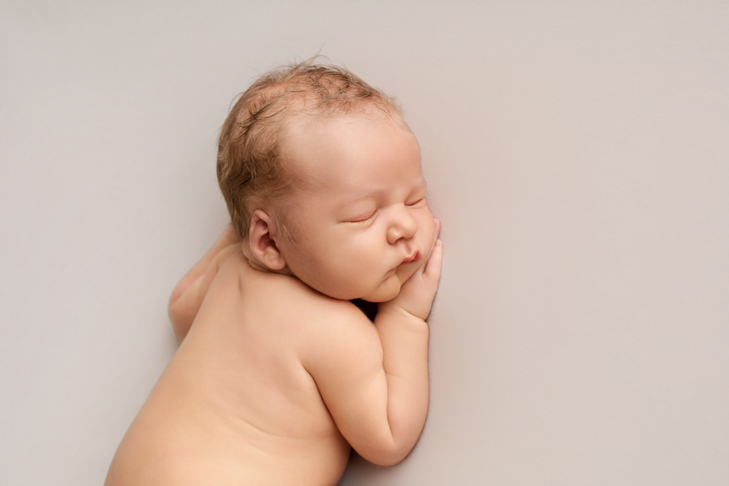 Саша 12 дней. Фотограф новорождённых Newborn Москва