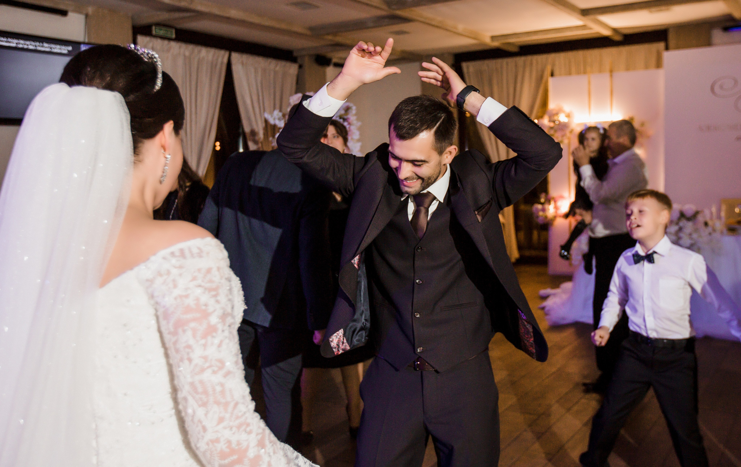 Александр и Виктория. Свадебный и семейный фотограф в Краснодаре