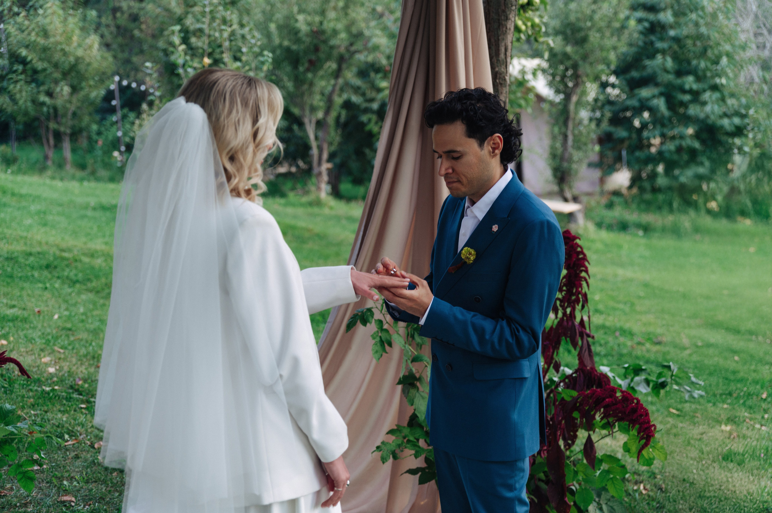 ЛЮСИ И ЭДУАРДО. Фотограф в Алматы — Дарья Фёдорова