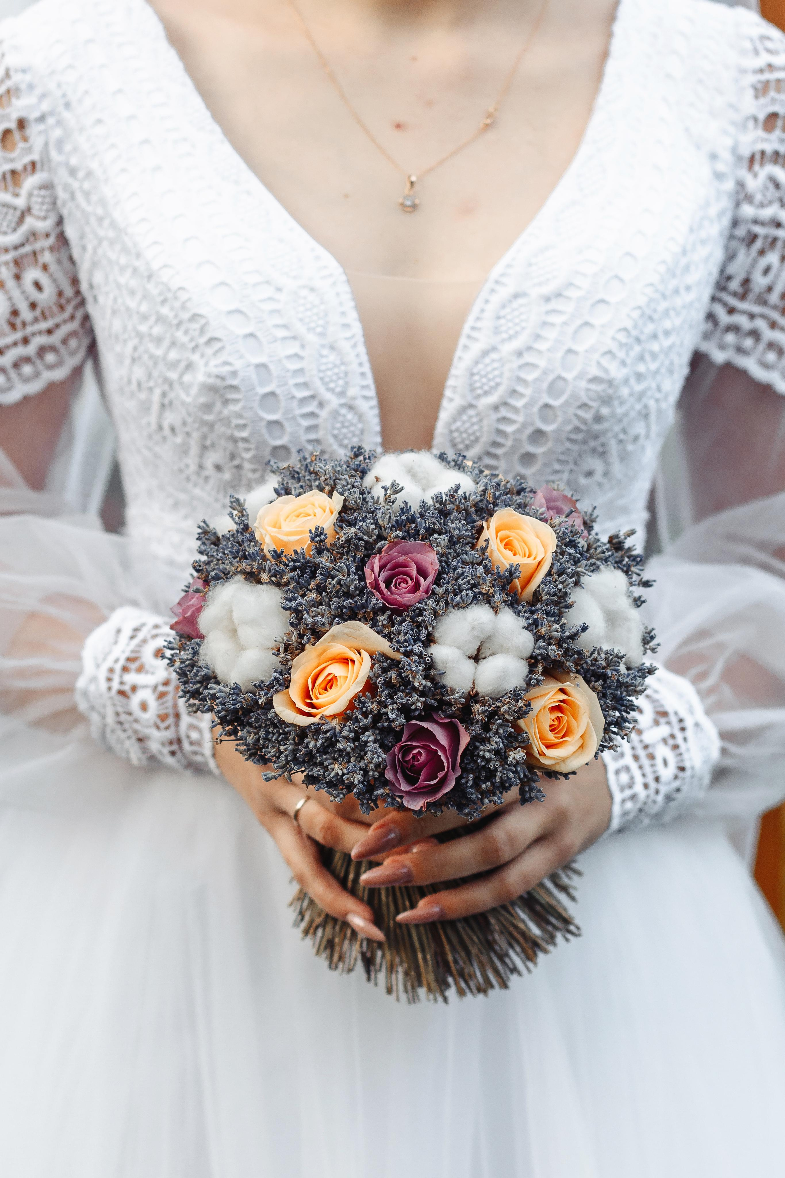 Праздновать ли свадьбу?. Флорист Маргарита Гладкова