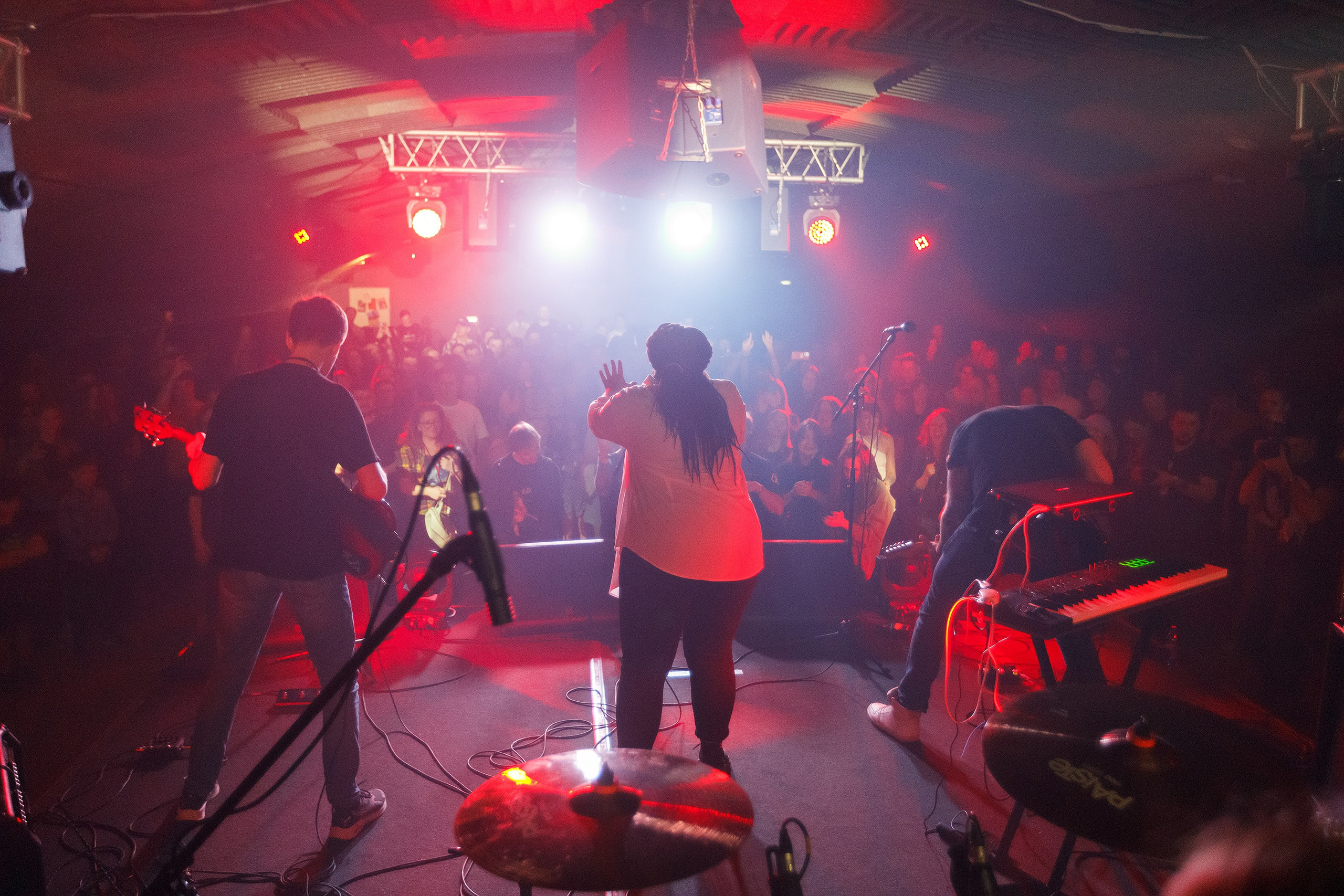 Репортажная фотосъемка концерта. Профессиональный фотограф в Новосибирске