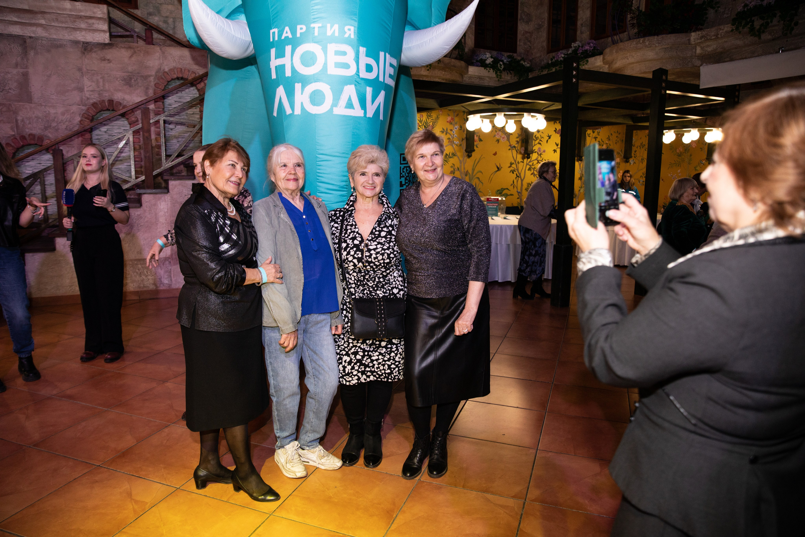 Жить по-новому 2026. Репортажный и свадебный фотограф в Челябинске Елисеев Павел