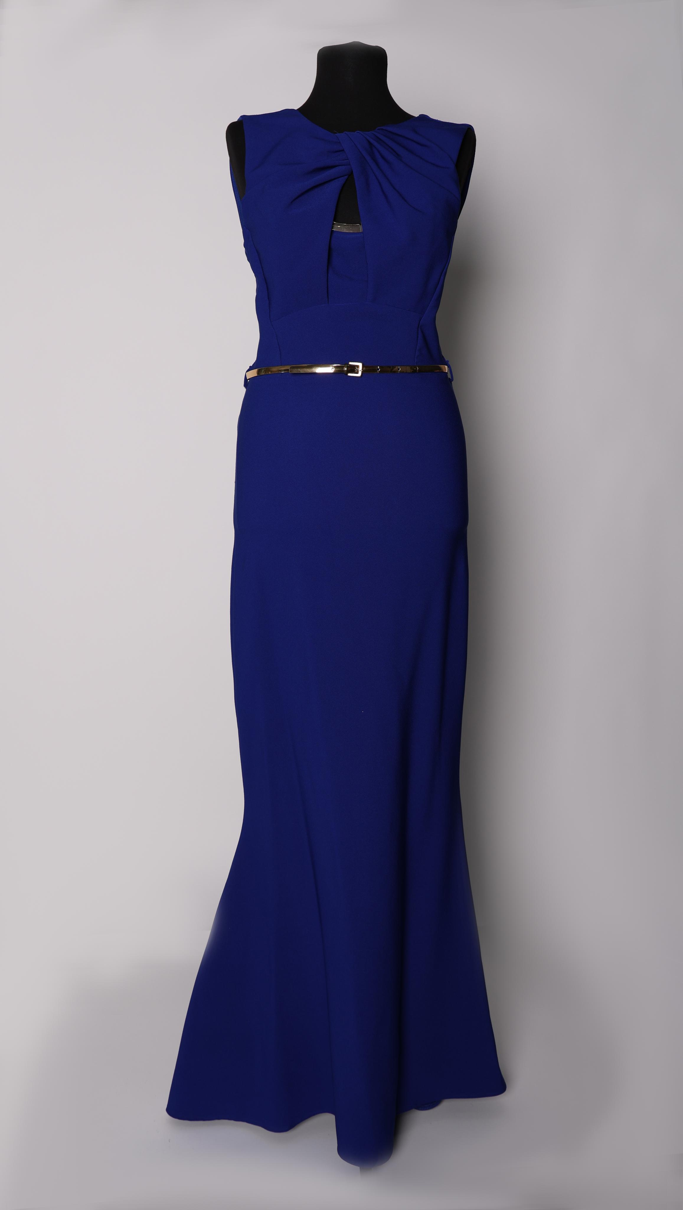 Карнавальные костюмы, вечерние и свадебные платья аренда посуточно, прокат в Жуковском. Фотограф для маркетплейсов, фотоуслуги в Жуковском Татьяна Марсуверских